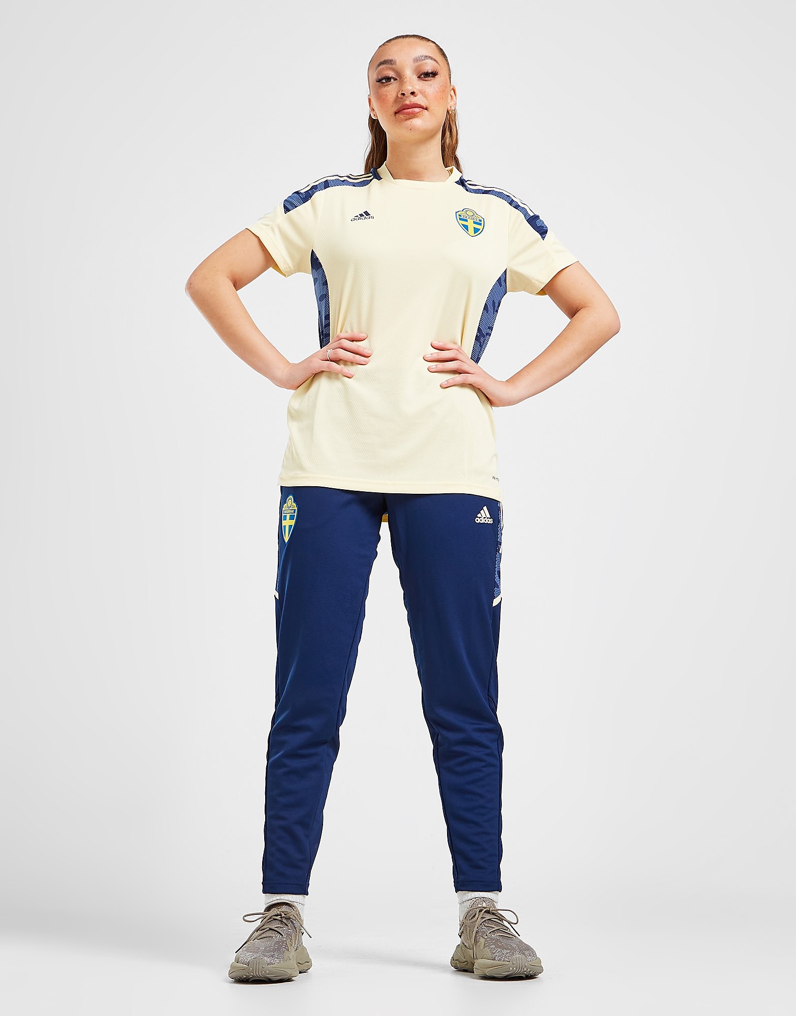 

adidas Sweden Condivo21 Training Track Pants - Team Navy / Easy Yellow - Womens, Team Navy / Easy Yellow