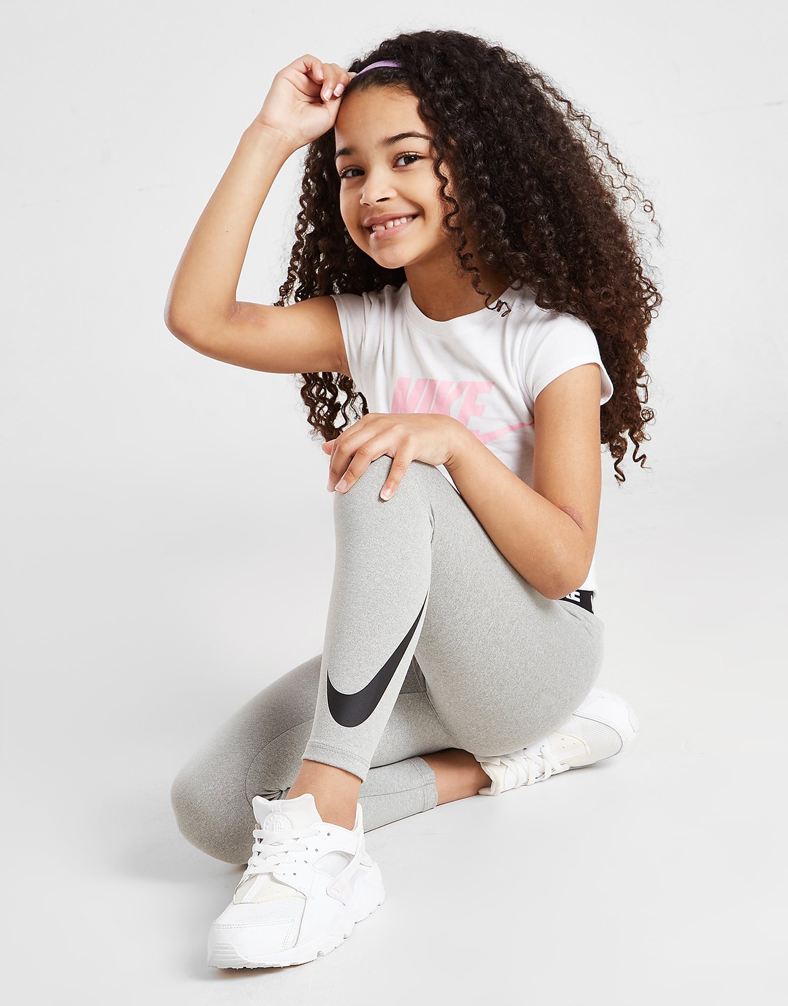 

Nike Girls' Tape Leggings Children - Grey/GYR'HRT/BLK - Kids, Grey/GYR'HRT/BLK