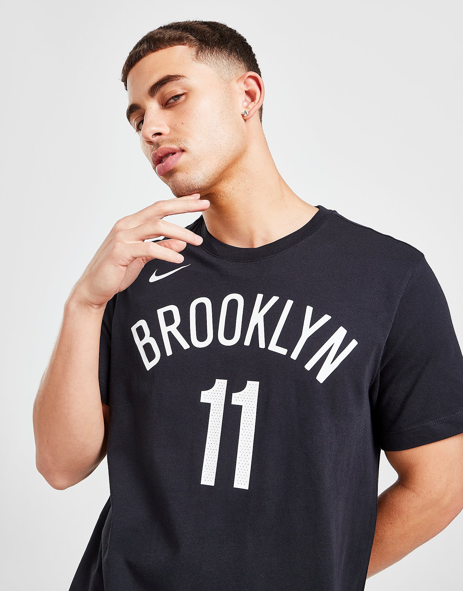 Nike NBA Brooklyn Nets Essential Irving #11 T-Shirt - Black/S - Mens, Black/S