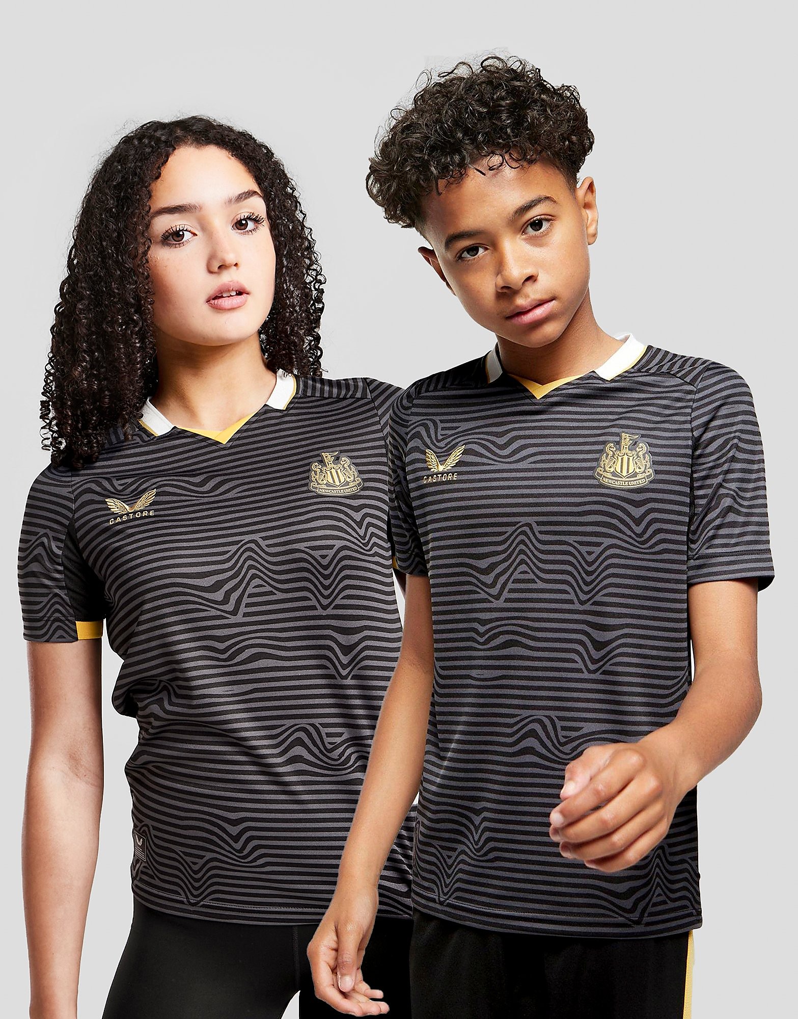 

Castore Newcastle United 2021/22 Away Shirt Junior - Black - Kids, Black