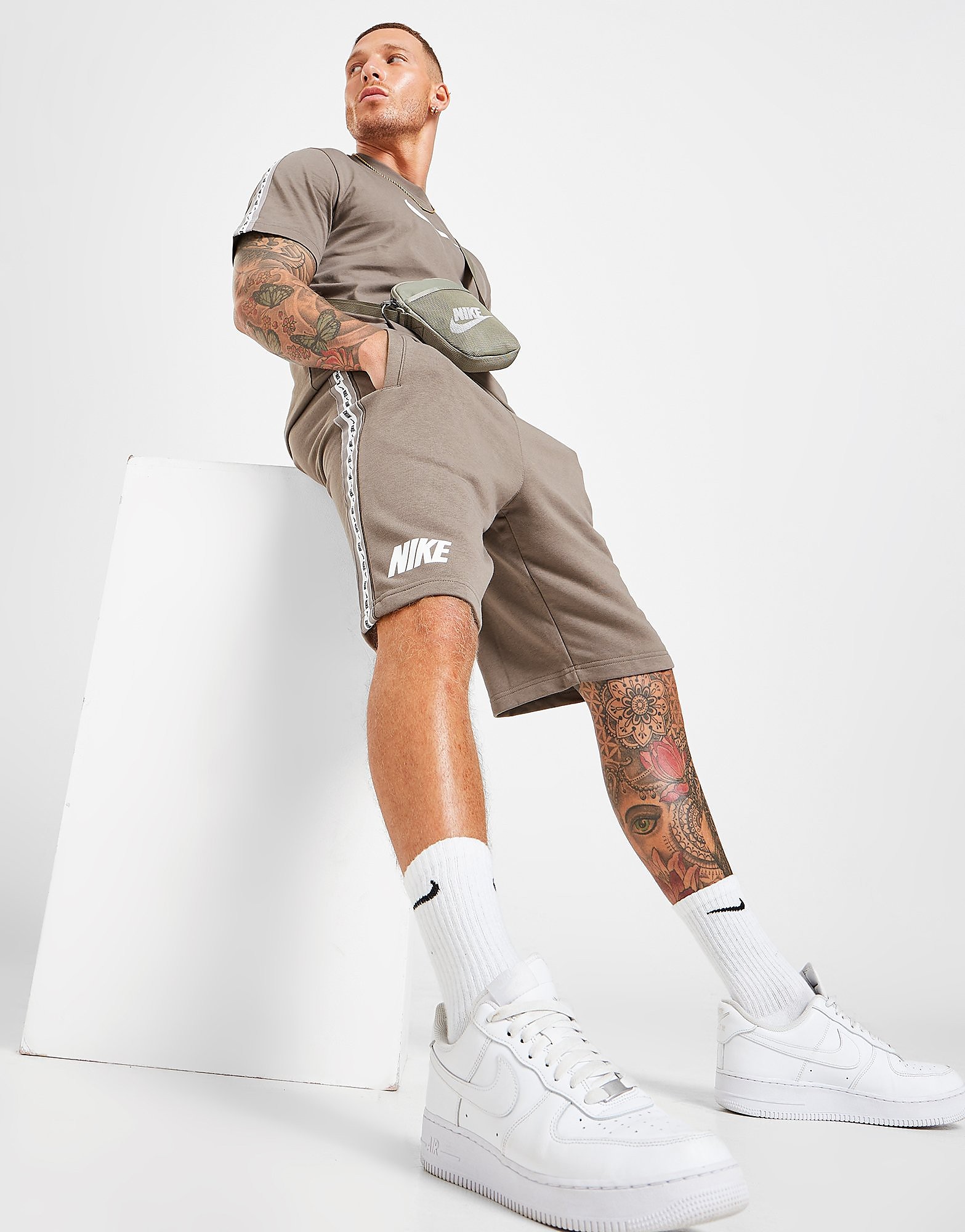 

Nike Tape Shorts - Brown/MUSHROOM - Mens, Brown/MUSHROOM