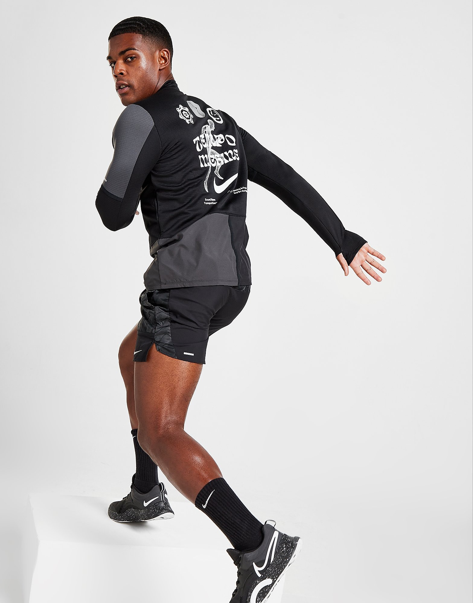 

Nike Wild Run Element 1/2 Zip Top - Black/Grey - Mens, Black/Grey