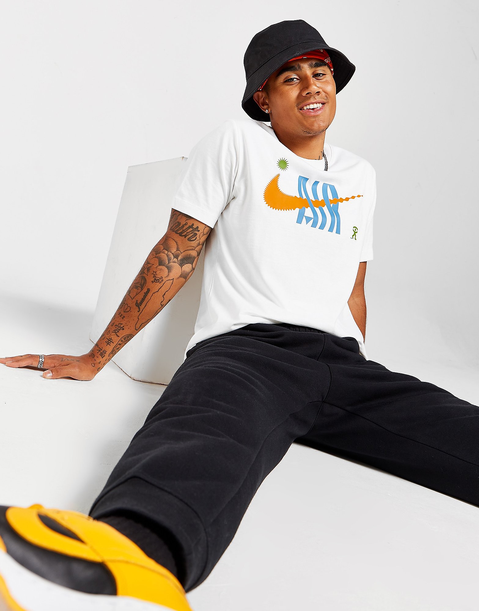 

Nike Sportswear DNA T-Shirt - White - Mens, White