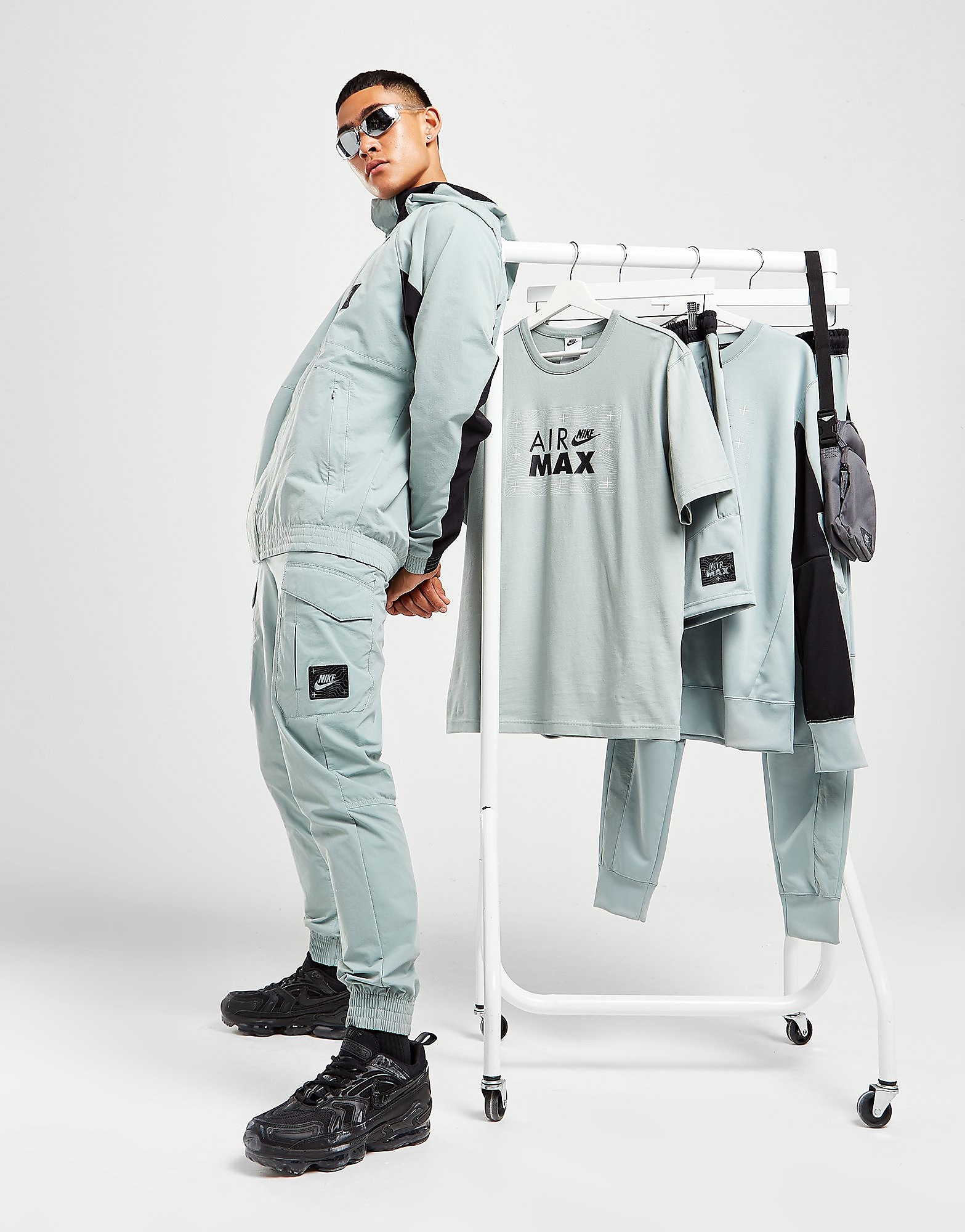 

Nike Air Max Cargo Track Pants - Dusty Sage/Dusty Sage/Black - Mens, Dusty Sage/Dusty Sage/Black