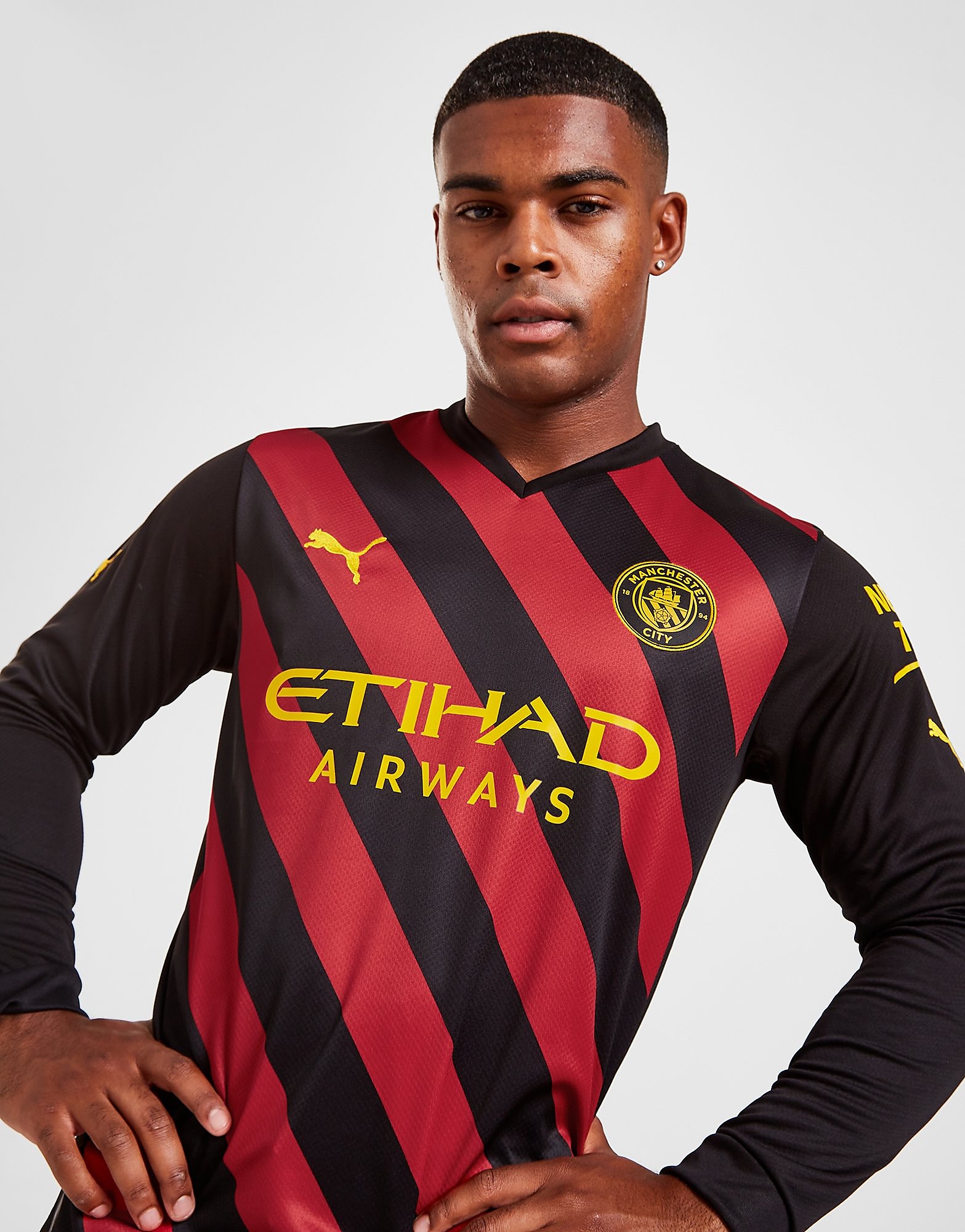 

Puma Manchester City FC 2022/23 Long Sleeve Away Shirt - Black/Red - Mens, Black/Red