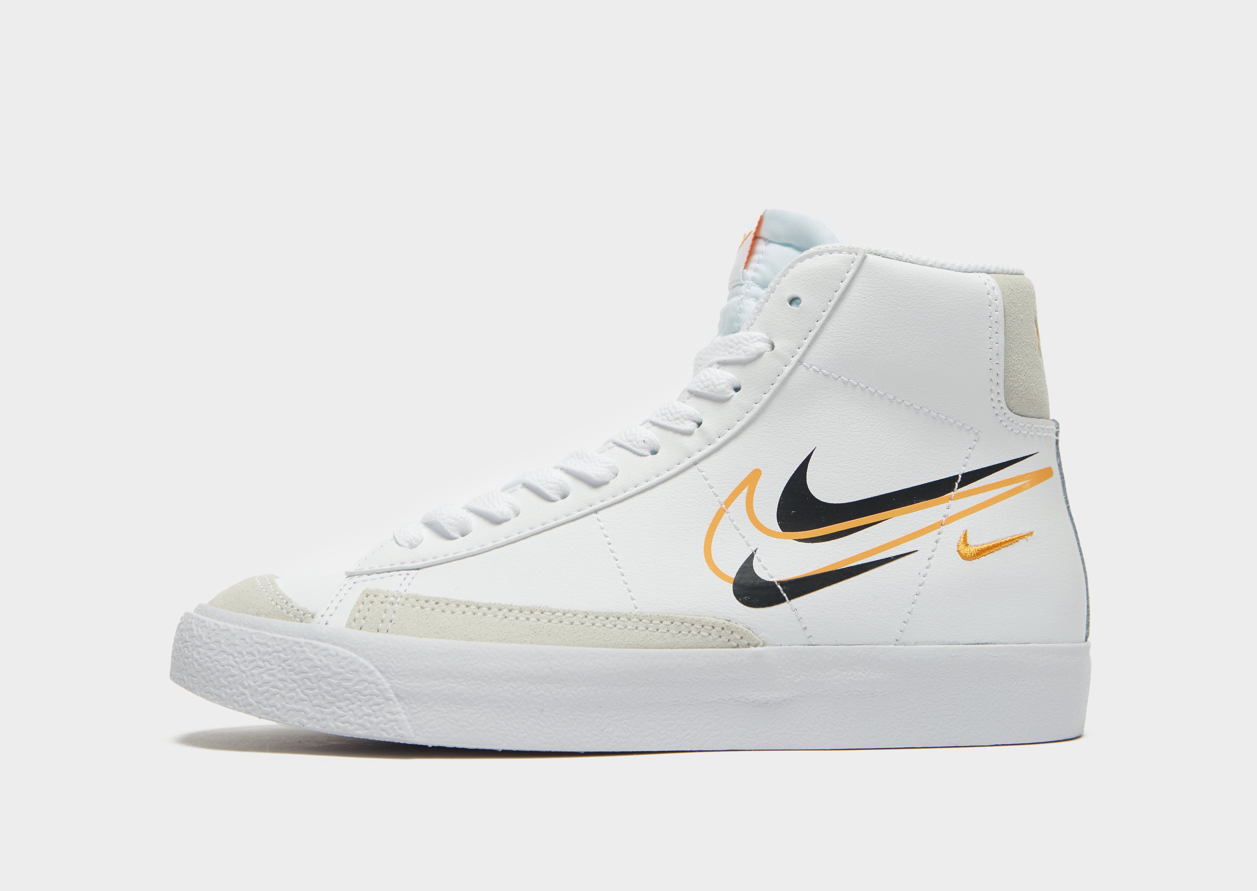 

Nike Blazer Mid '77 Junior - Only at JD - White/Black/Summit White/Kumquat - Kids, White/Black/Summit White/Kumquat
