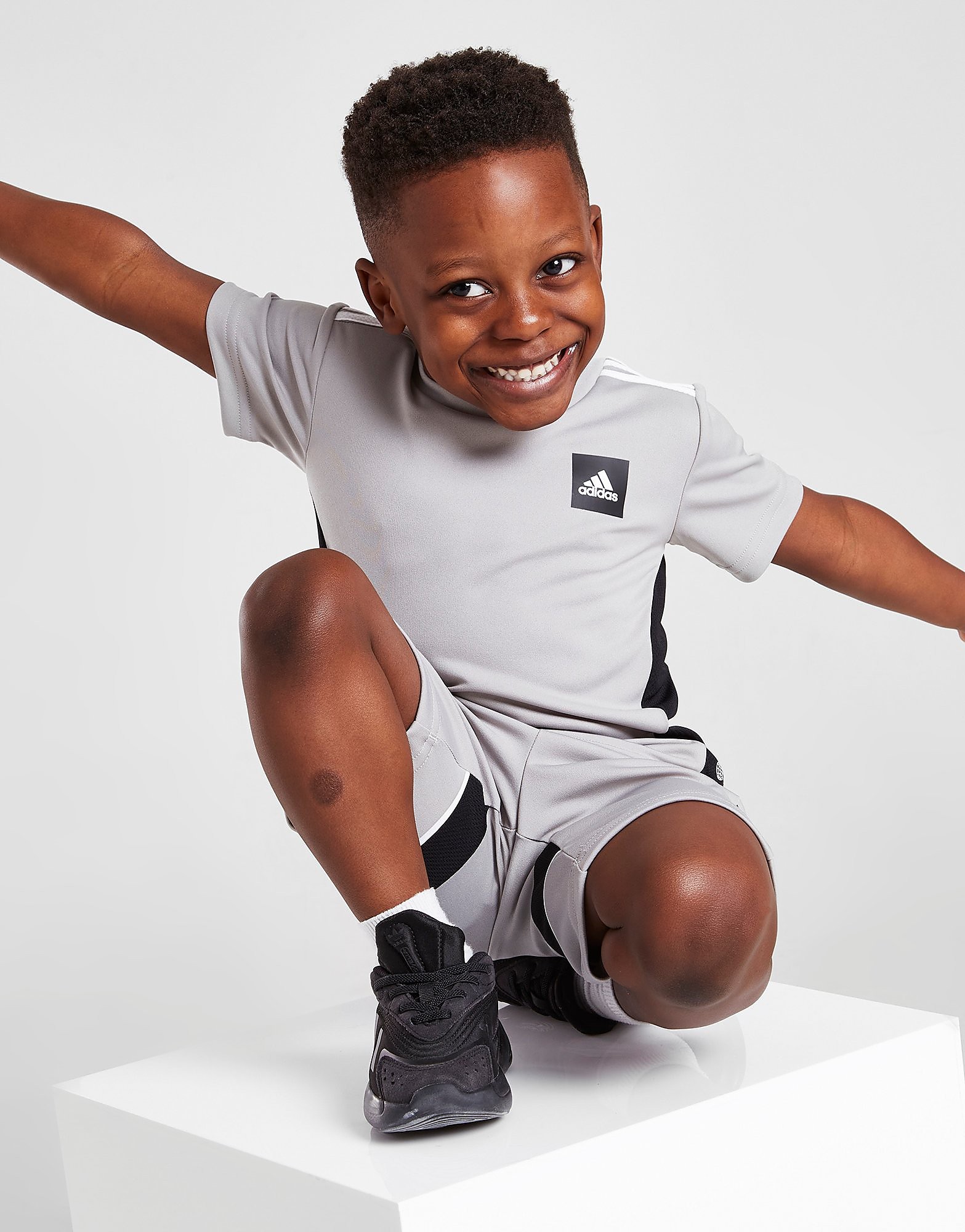 

adidas Match T-Shirt/Shorts Set Infant - Only at JD - Grey - Kids, Grey
