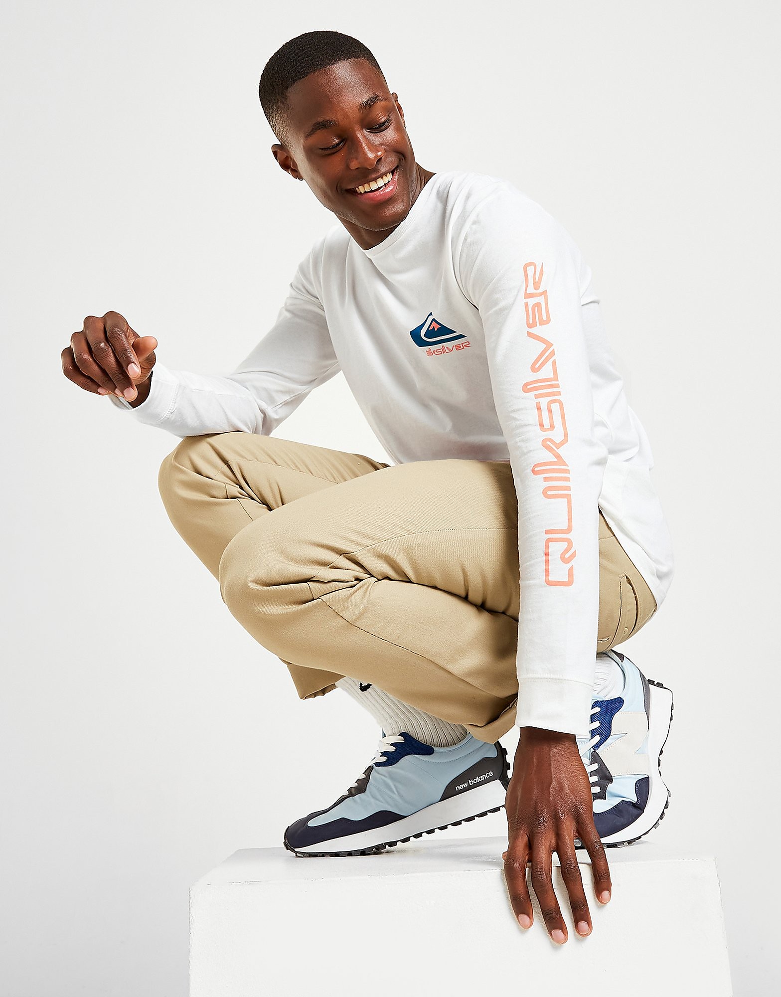 

Quiksilver Omni Logo Long Sleeve T-Shirt - White - Mens, White