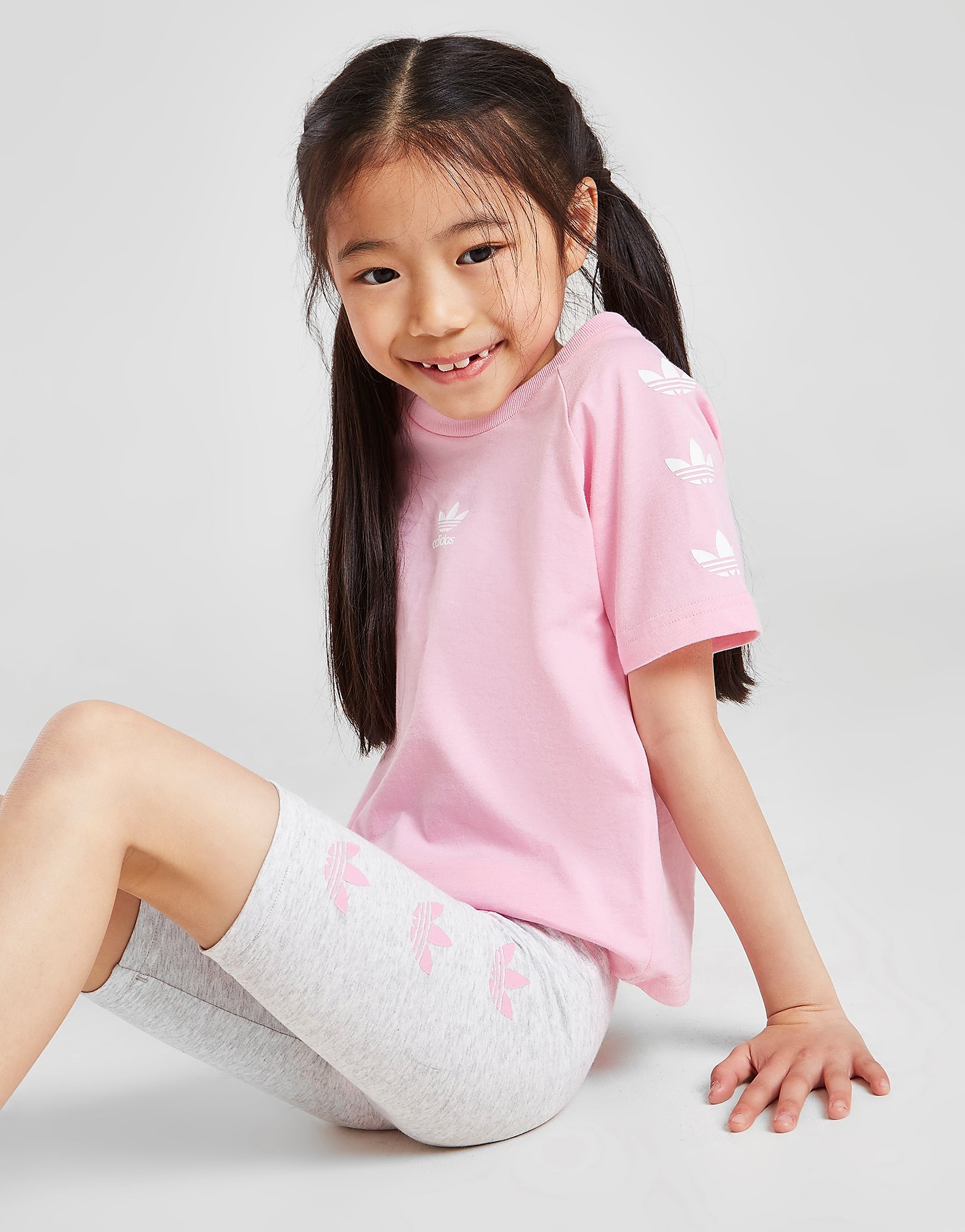 

adidas Originals Girls' Repeat Trefoil T-Shirt/Shorts Set Children - Only at JD - PINK/Grey - Kids, PINK/Grey