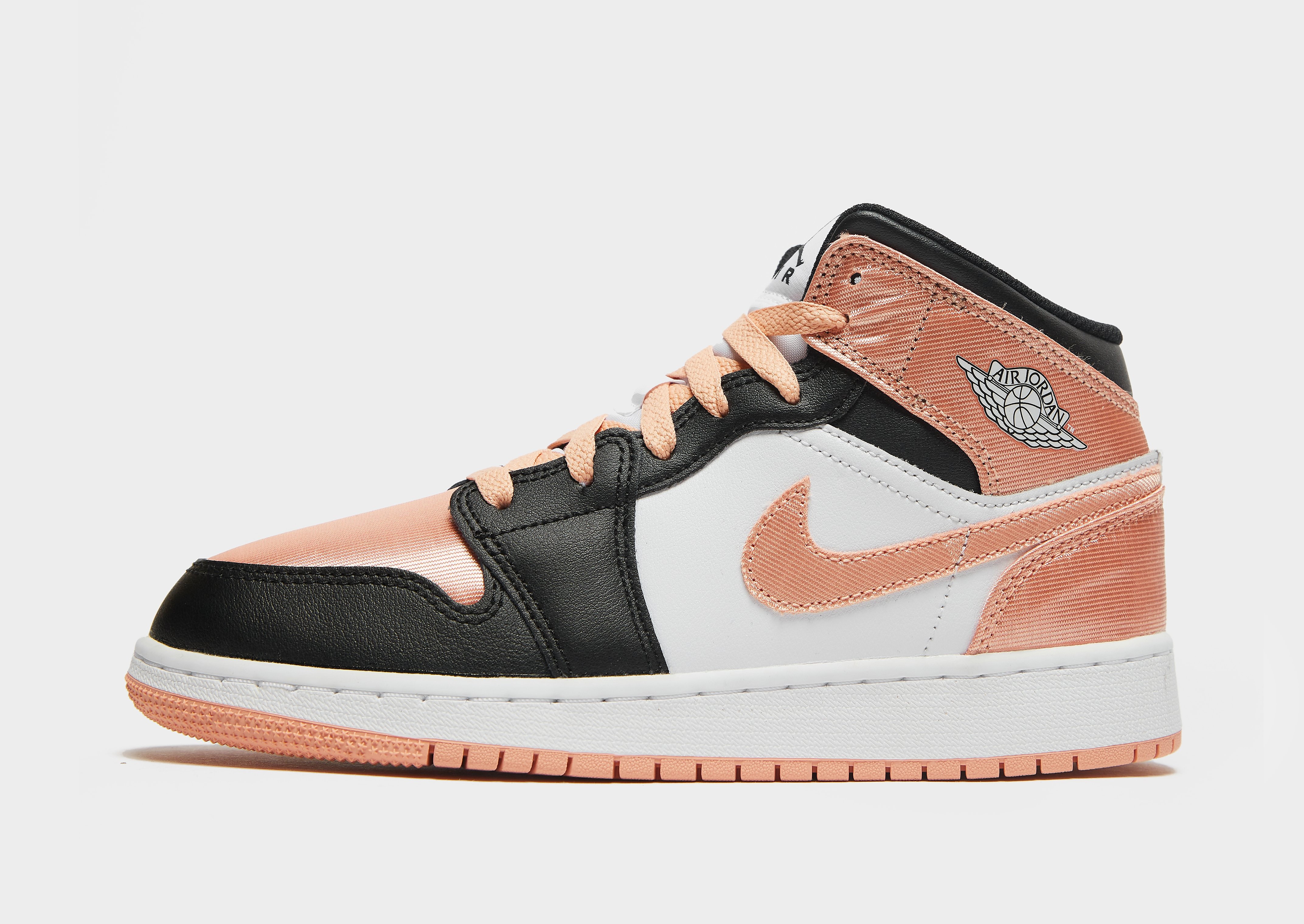 

Jordan Air 1 Mid Junior - White/Black/Light Madder Root - Kids, White/Black/Light Madder Root