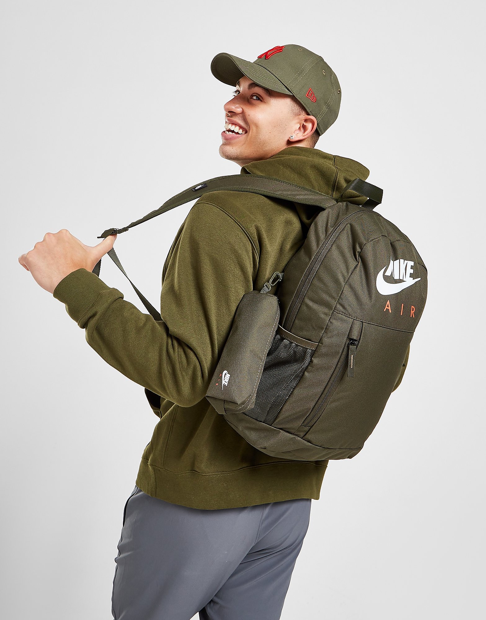 

Nike Elemental Backpack - Cargo Khaki/Team Orange/White/C.KHAKI/WHT - Kids, Cargo Khaki/Team Orange/White/C.KHAKI/WHT