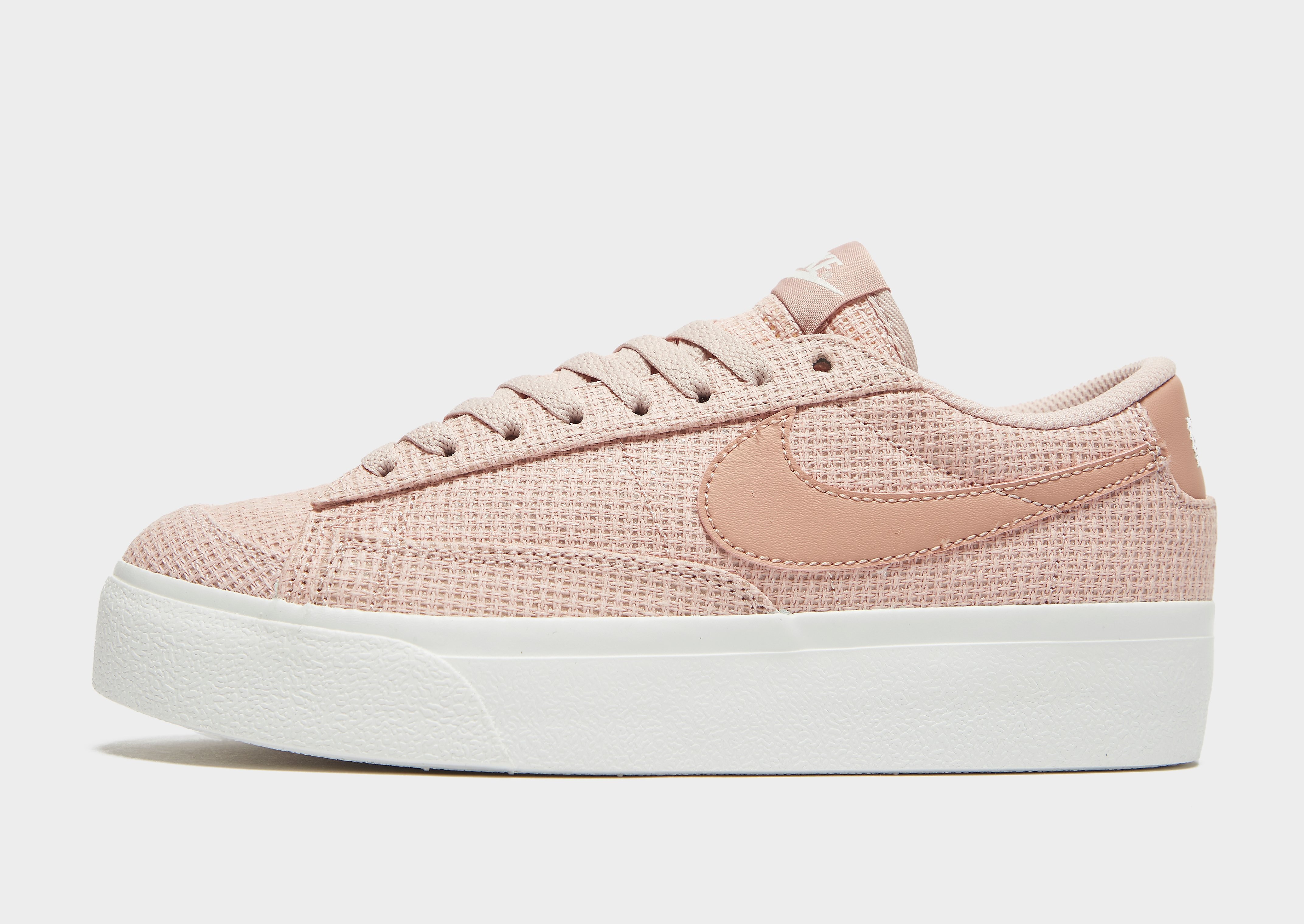

Nike Blazer Low Platform Women's - Pink, Pink