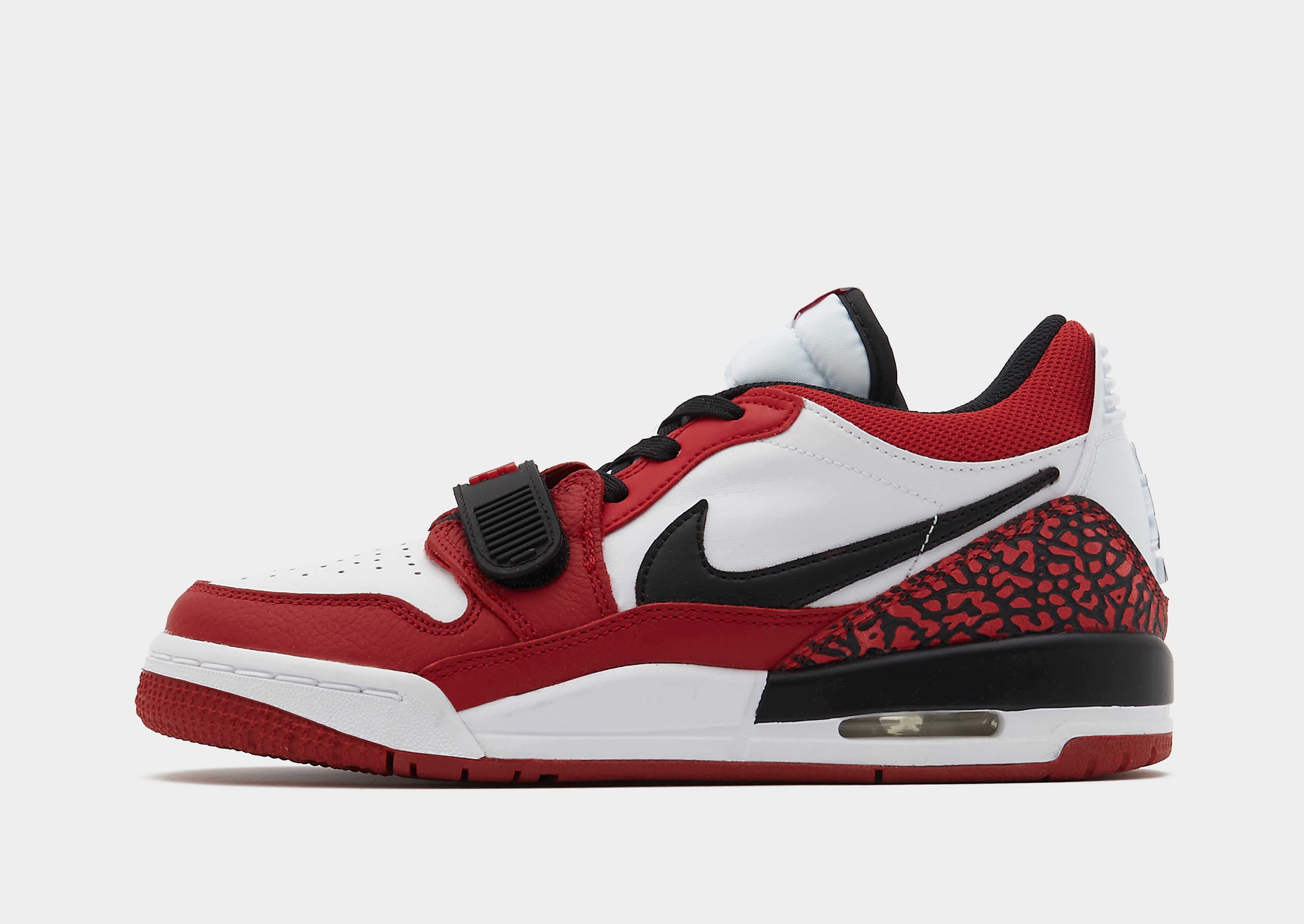 

Jordan Air Legacy 312 Junior - White/Gym Red/Black/Red - Kids, White/Gym Red/Black/Red