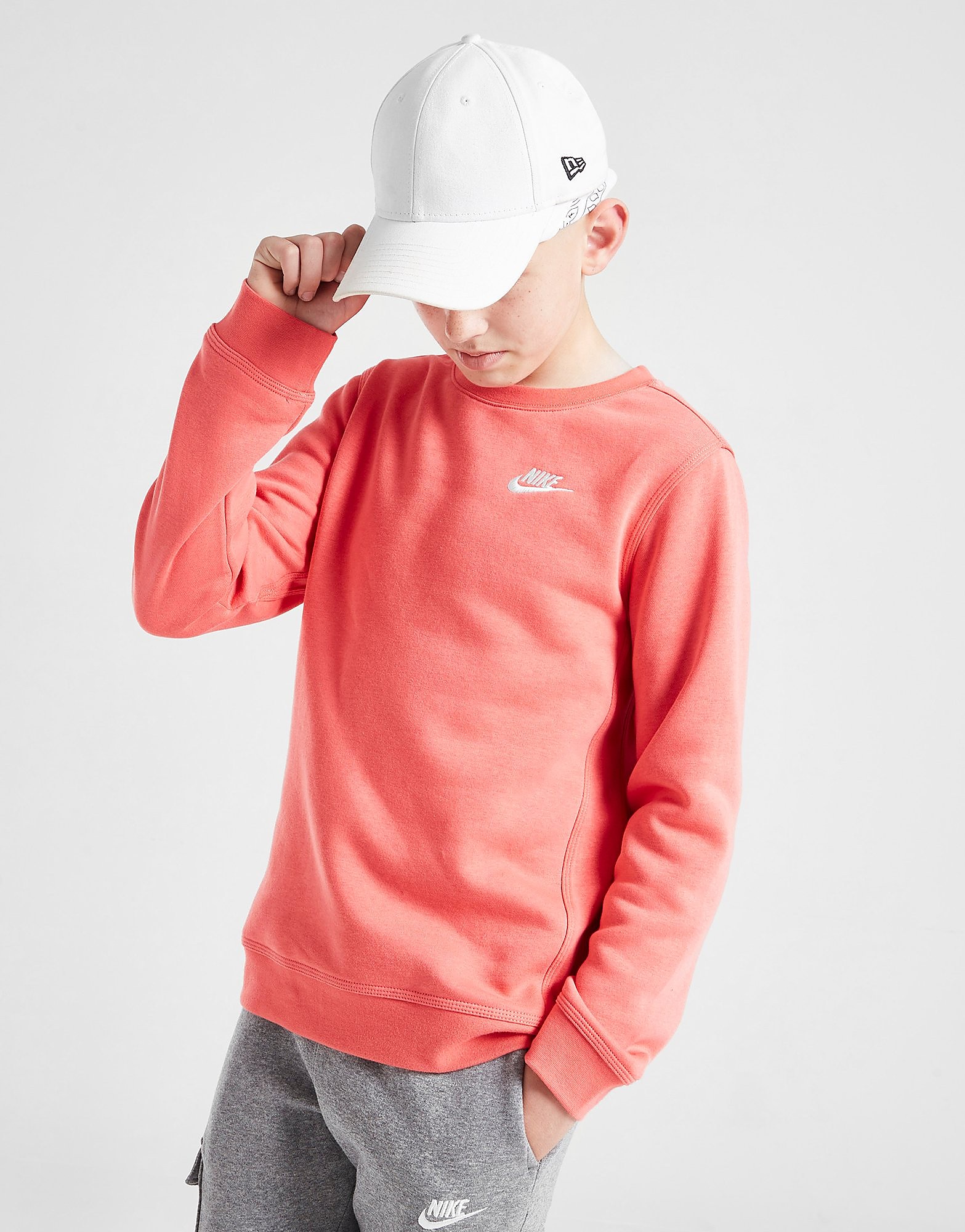 

Nike Sportswear Club Fleece Crew Sweatshirt Junior - Pink Salt/White - Kids, Pink Salt/White