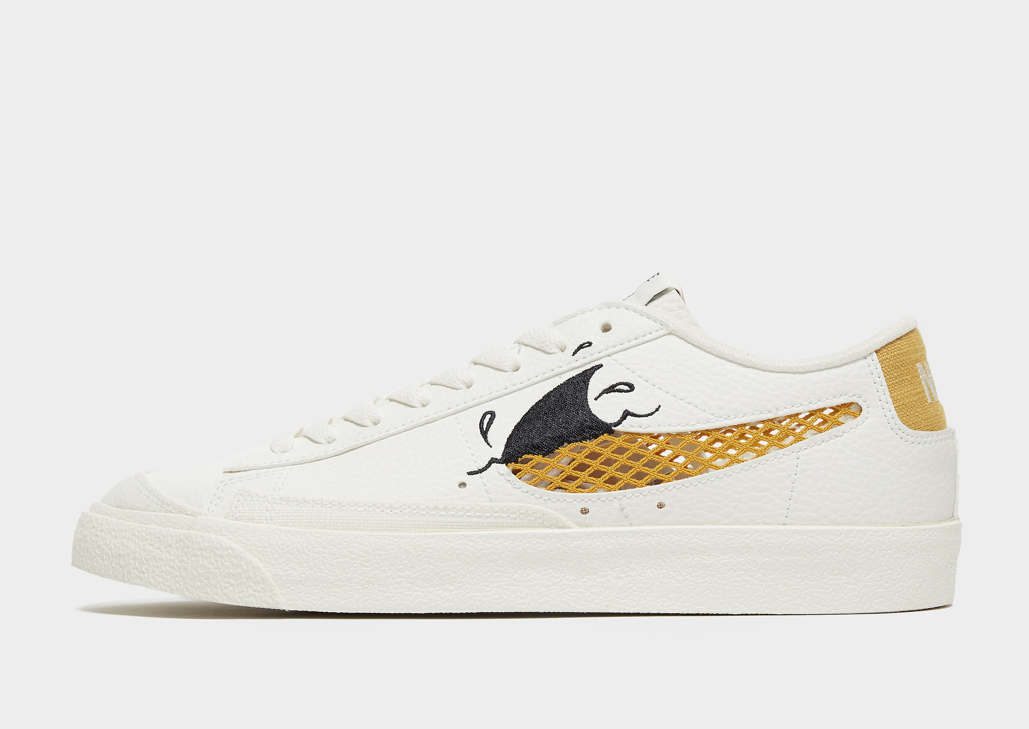 

Nike Blazer Low - Beige - Mens, Beige