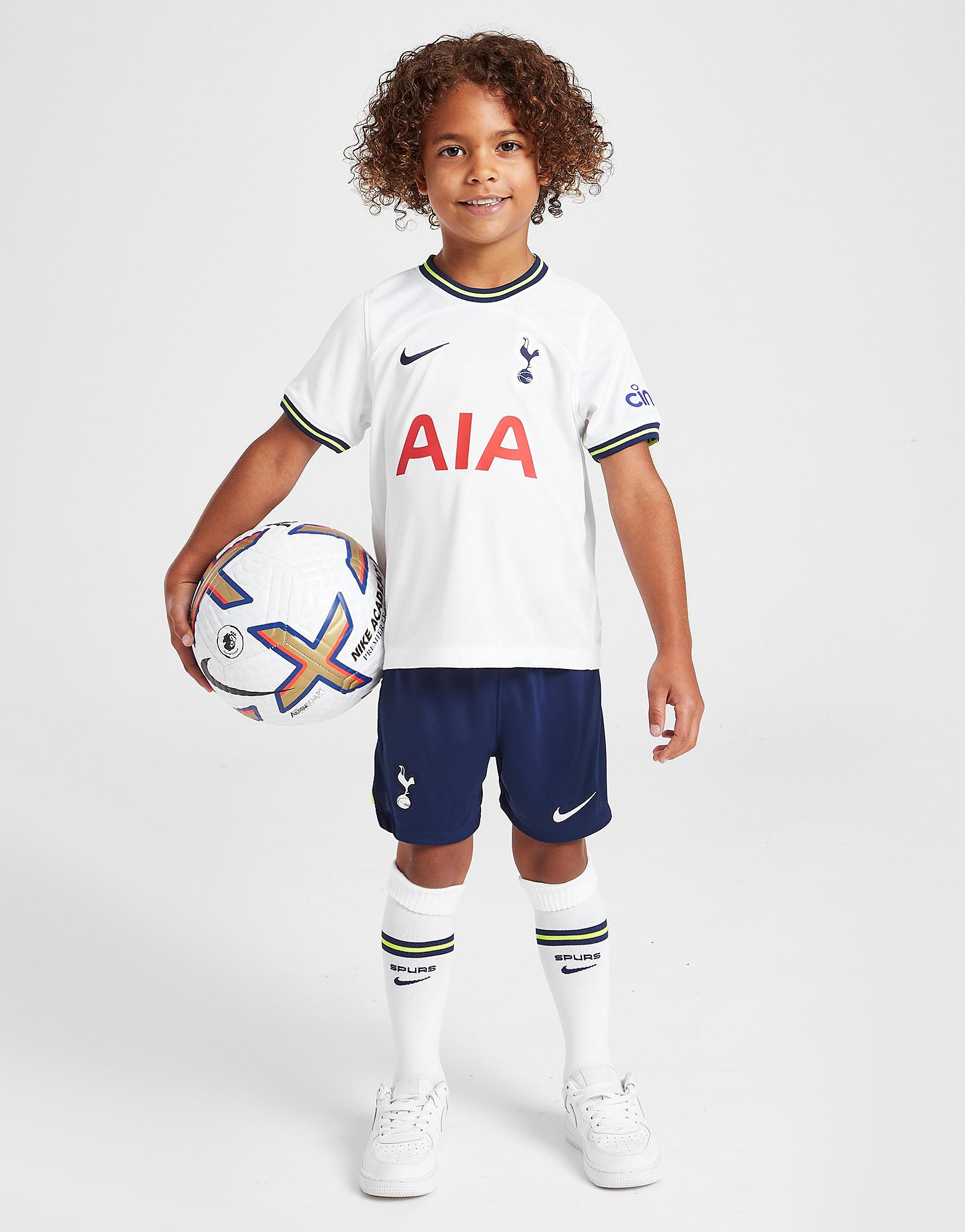 

Nike Tottenham Hotspur FC 2022/23 Home Kit Children - White/Binary Blue - Kids, White/Binary Blue