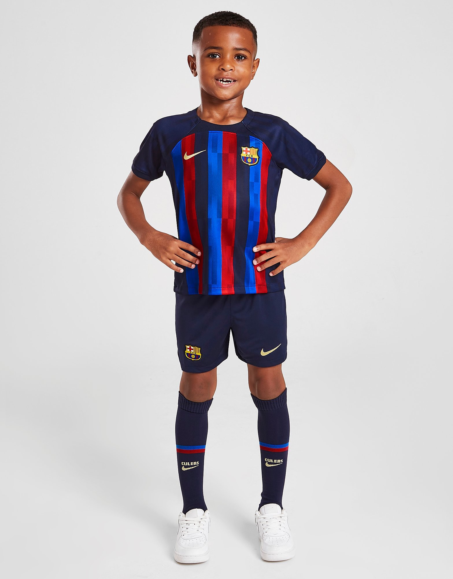 

Nike FC Barcelona 2022/23 Home Kit Children PRE ORDER - Obsidian/Sesame - Kids, Obsidian/Sesame