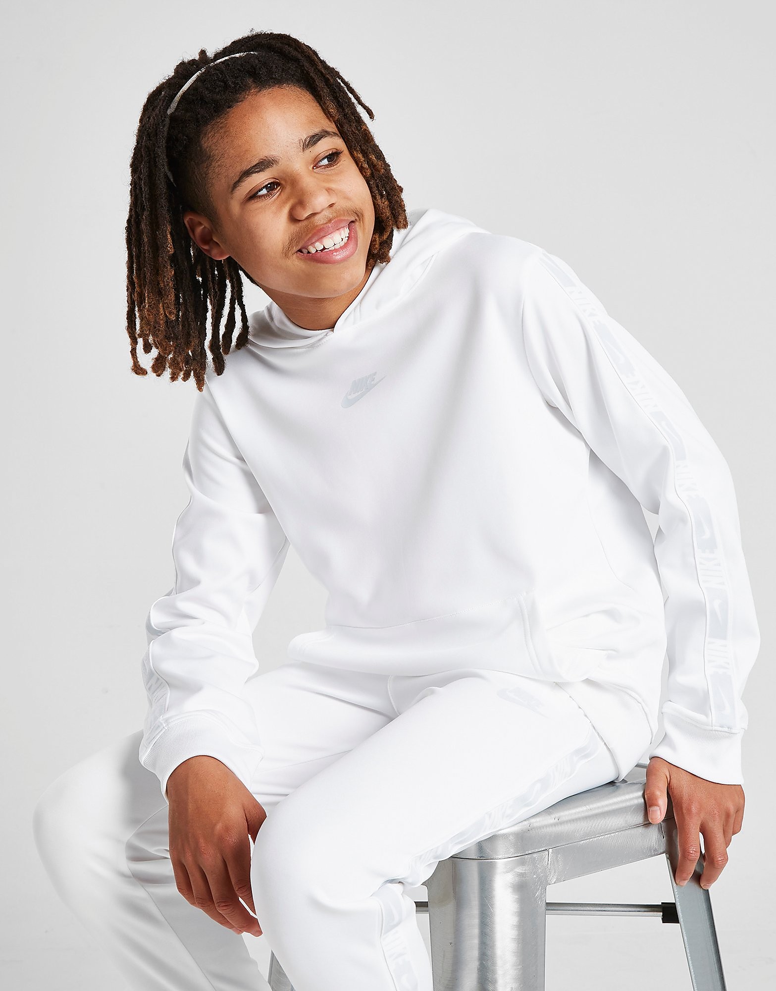 

Nike Sportswear Repeat Logo Pullover Hoodie - White/Pure Platinum/Pure Platinum - Kids, White/Pure Platinum/Pure Platinum