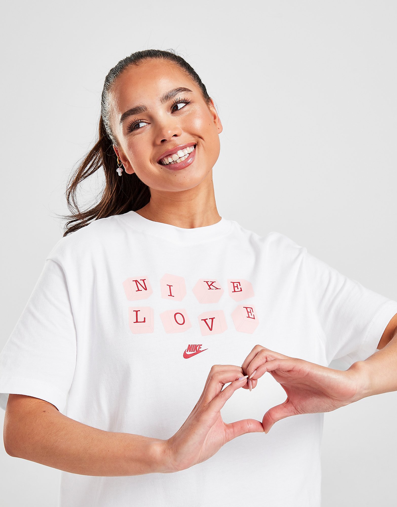 

Nike Love Boyfriend T-Shirt - White - Womens, White