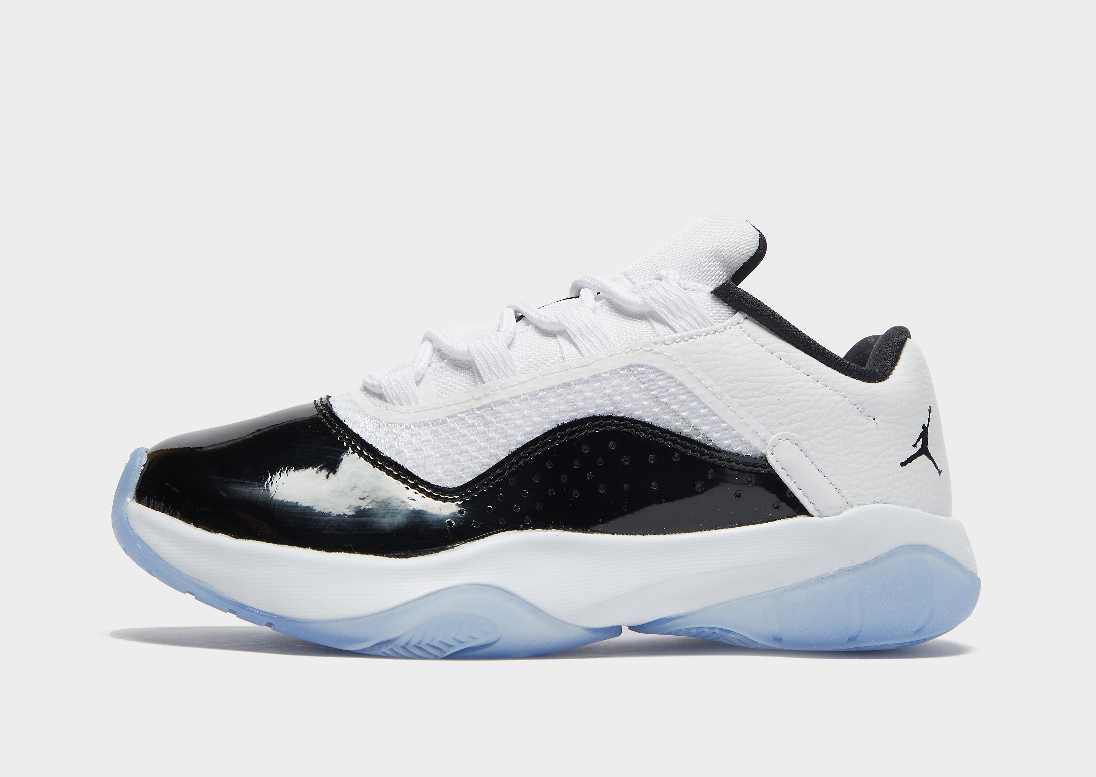 Jordan 11 CMFT Low Junior - White/WHT/BLK - Kids, White/WHT/BLK