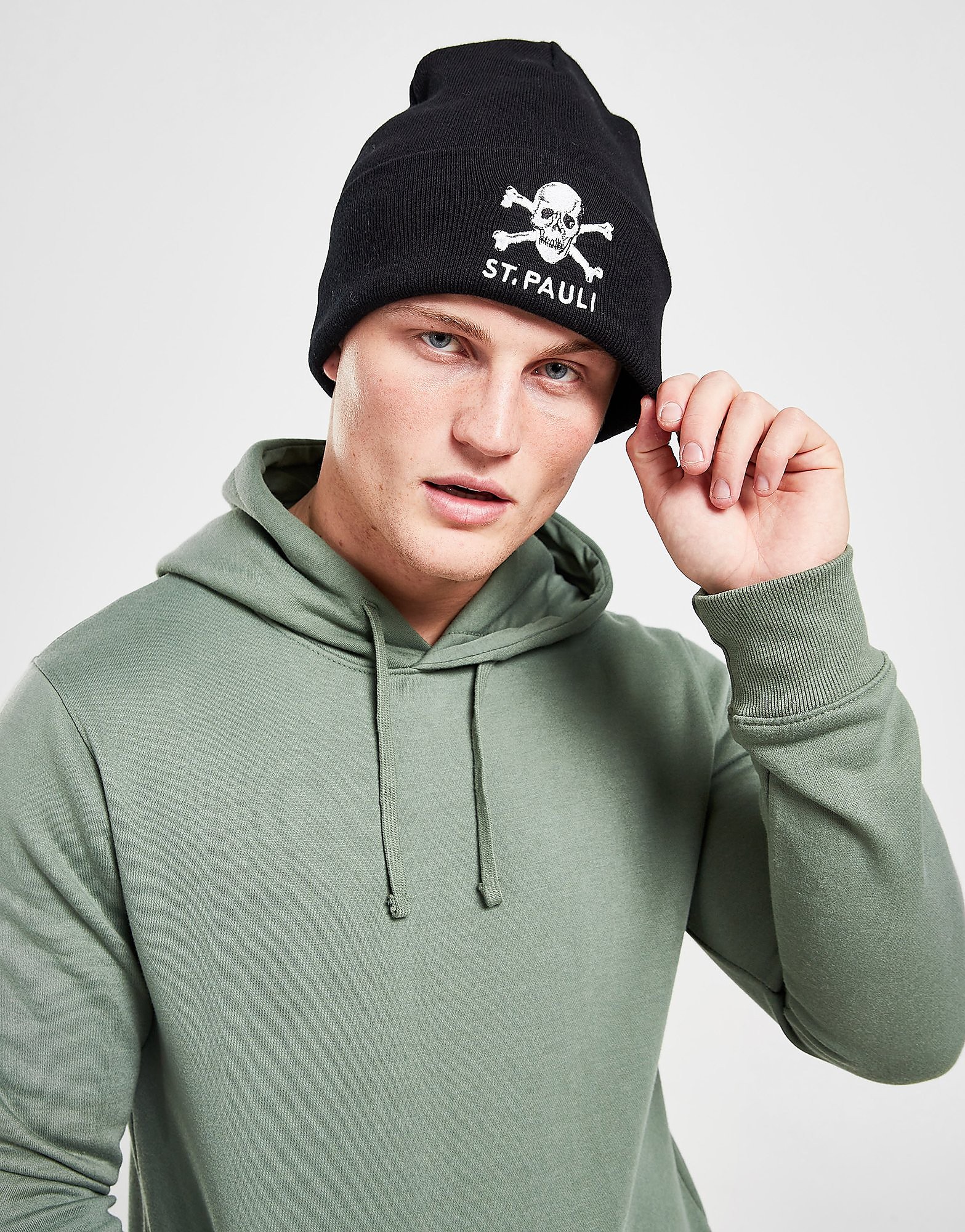 

Official Team St. Pauli Skull Knit Beanie - Black - Womens, Black
