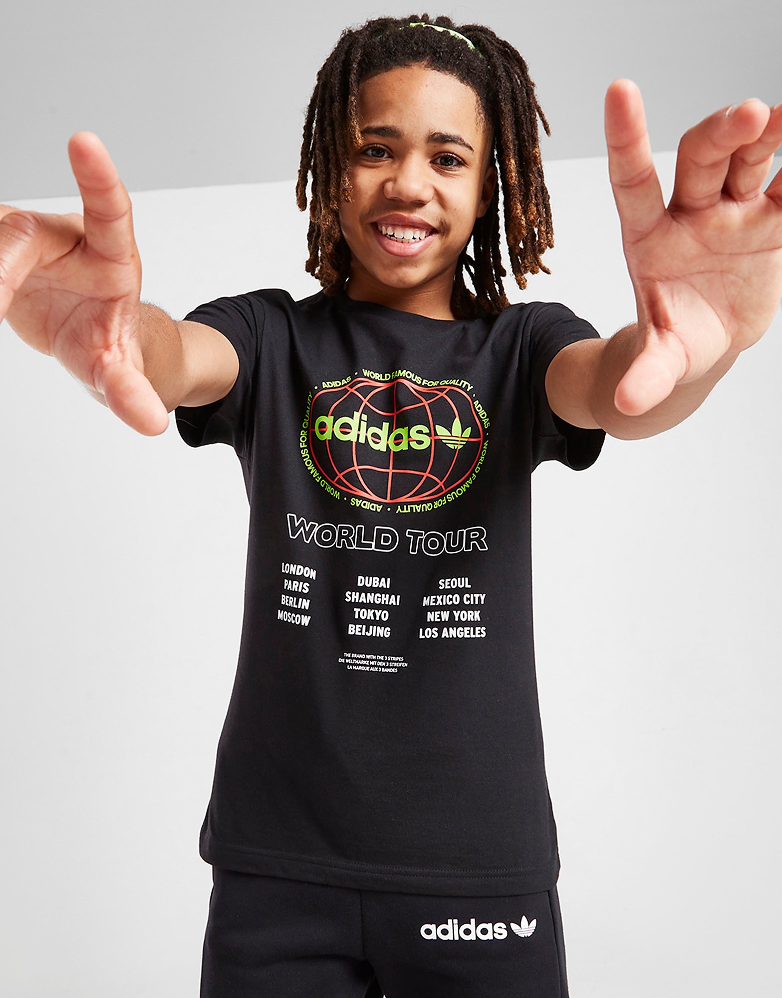 

adidas Originals Globe T-Shirt Junior - Only at JD - Black - Kids, Black