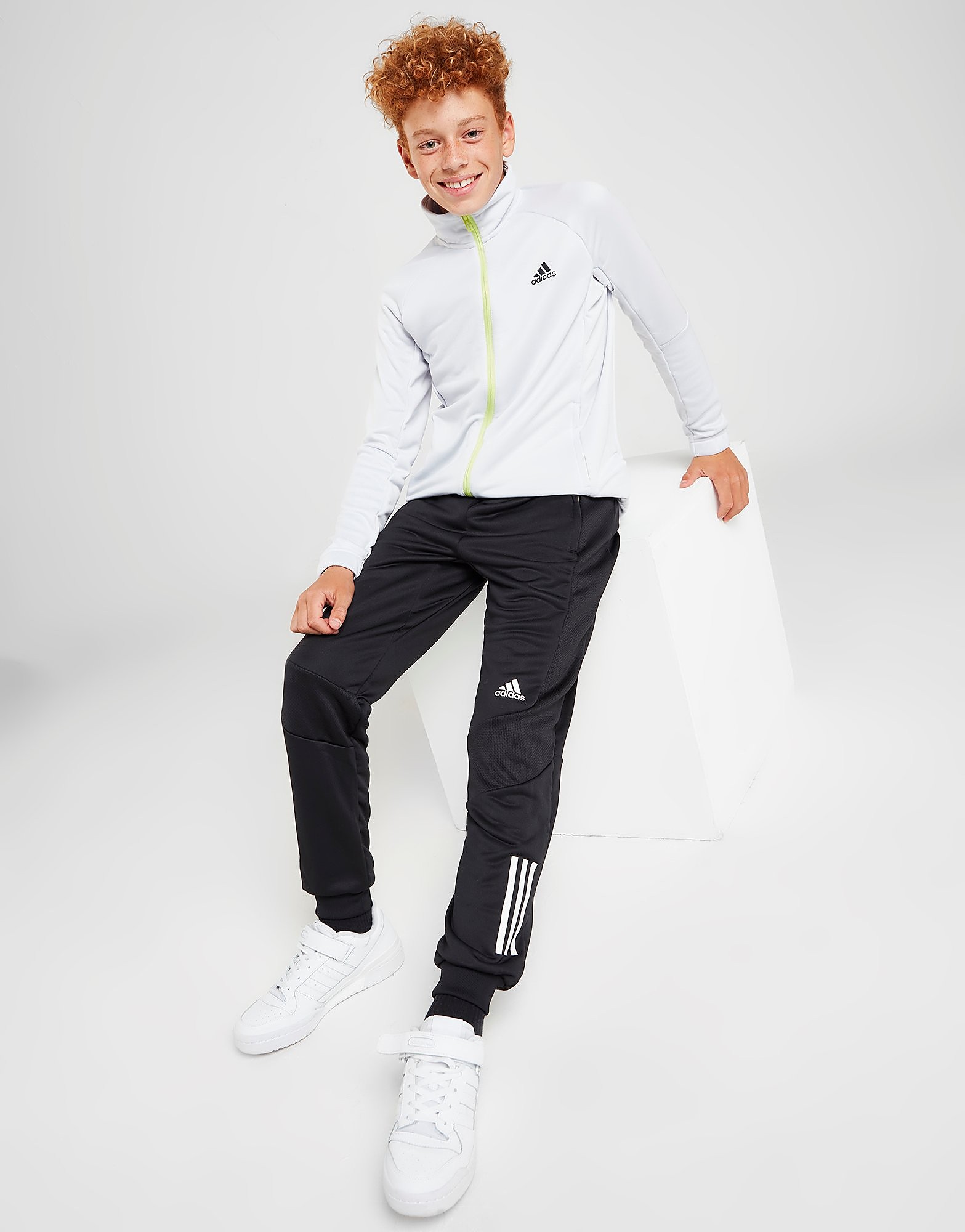 

adidas XFG Aeroready Tracksuit Junior - Dash Grey / White / Pulse Lime Mel./Black - Kids, Dash Grey / White / Pulse Lime Mel./Black
