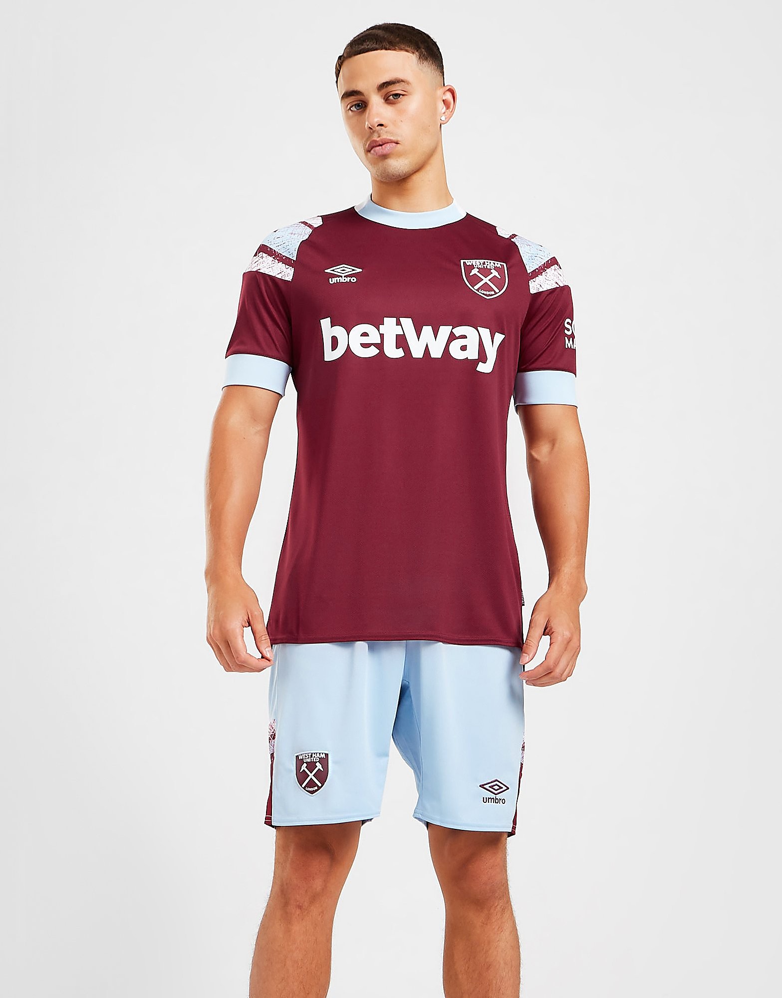 

Umbro West Ham United 2022/23 Home Shorts - Blue - Mens, Blue
