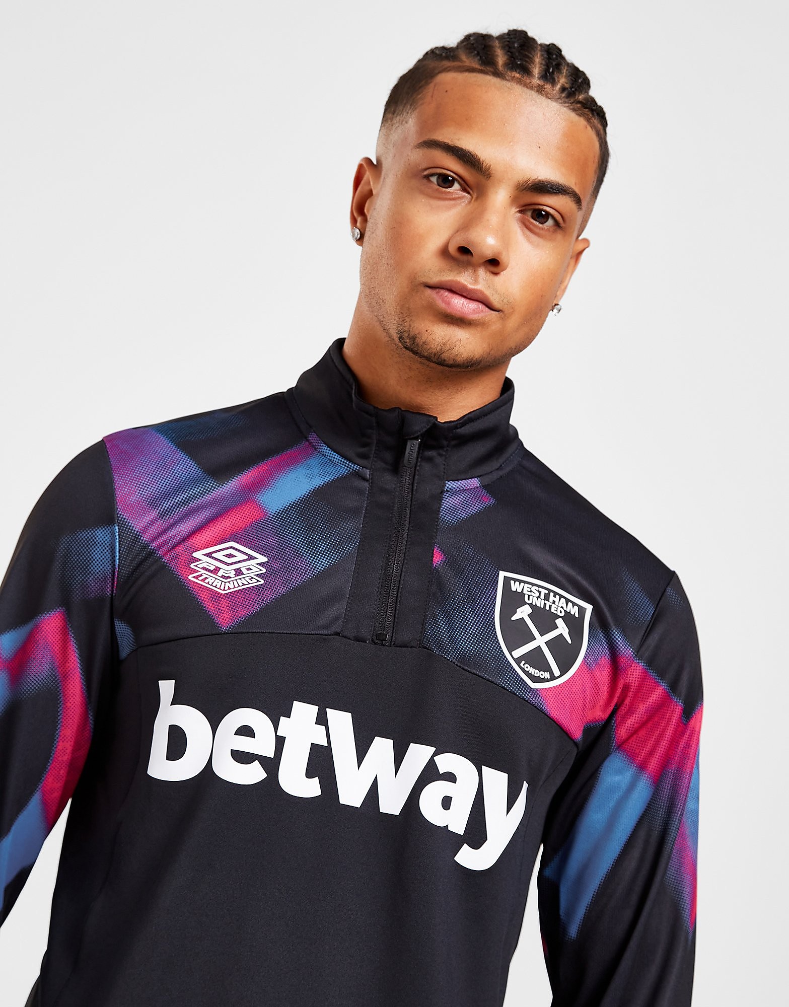 

Umbro West Ham United FC Warm Up 1/4 Zip Top - Black - Mens, Black