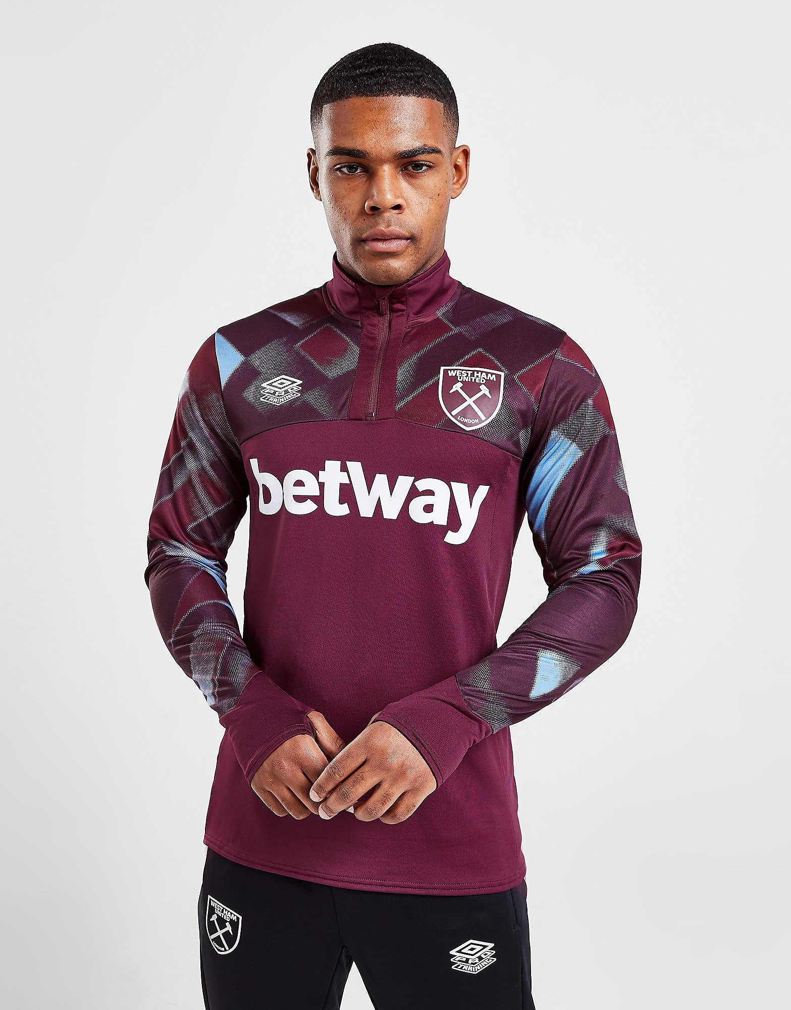 

Umbro West Ham United FC Warm Up 1/4 Zip Top - Red - Mens, Red