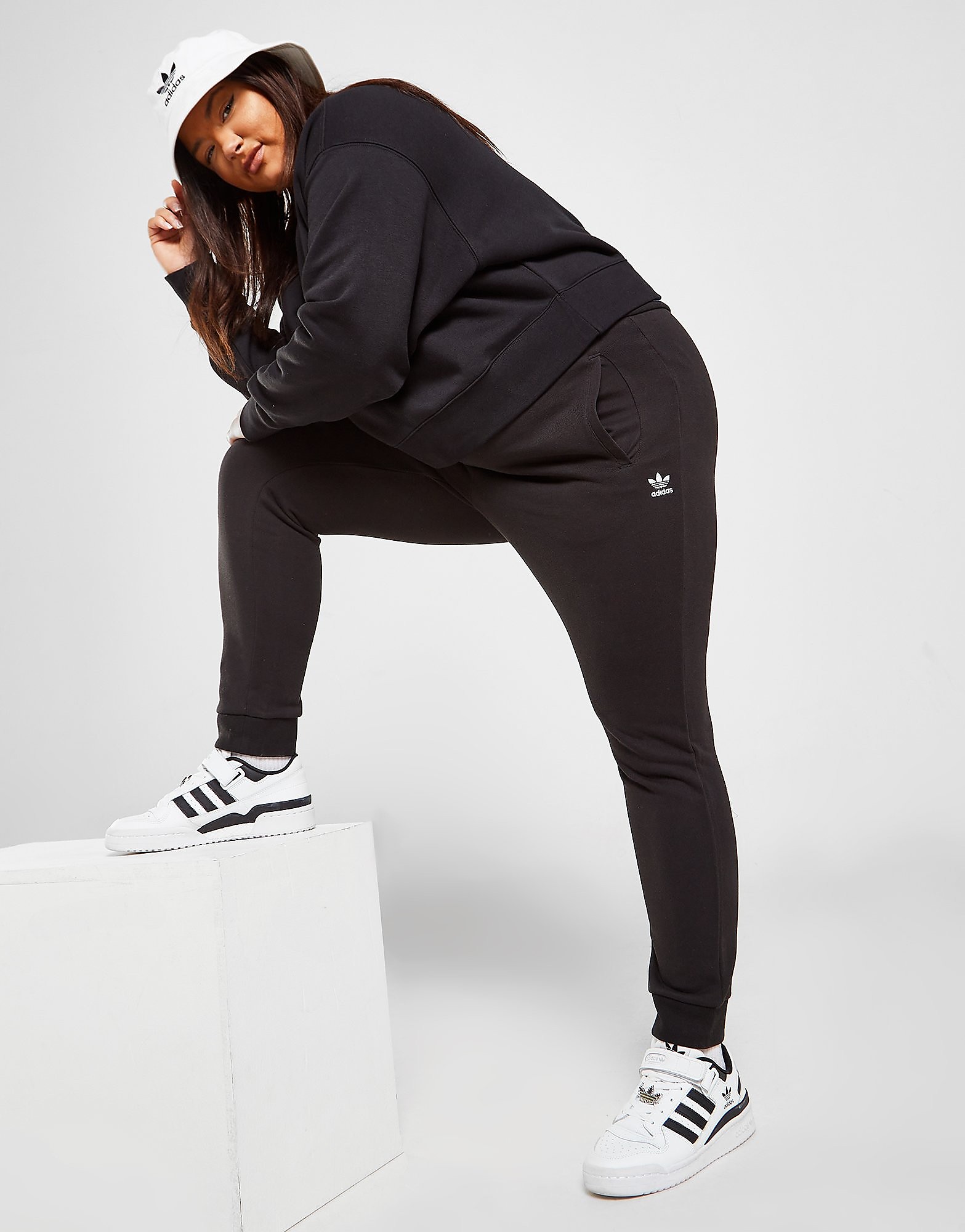 

adidas Originals Plus Size Essential Fleece Joggers - Black - Womens, Black