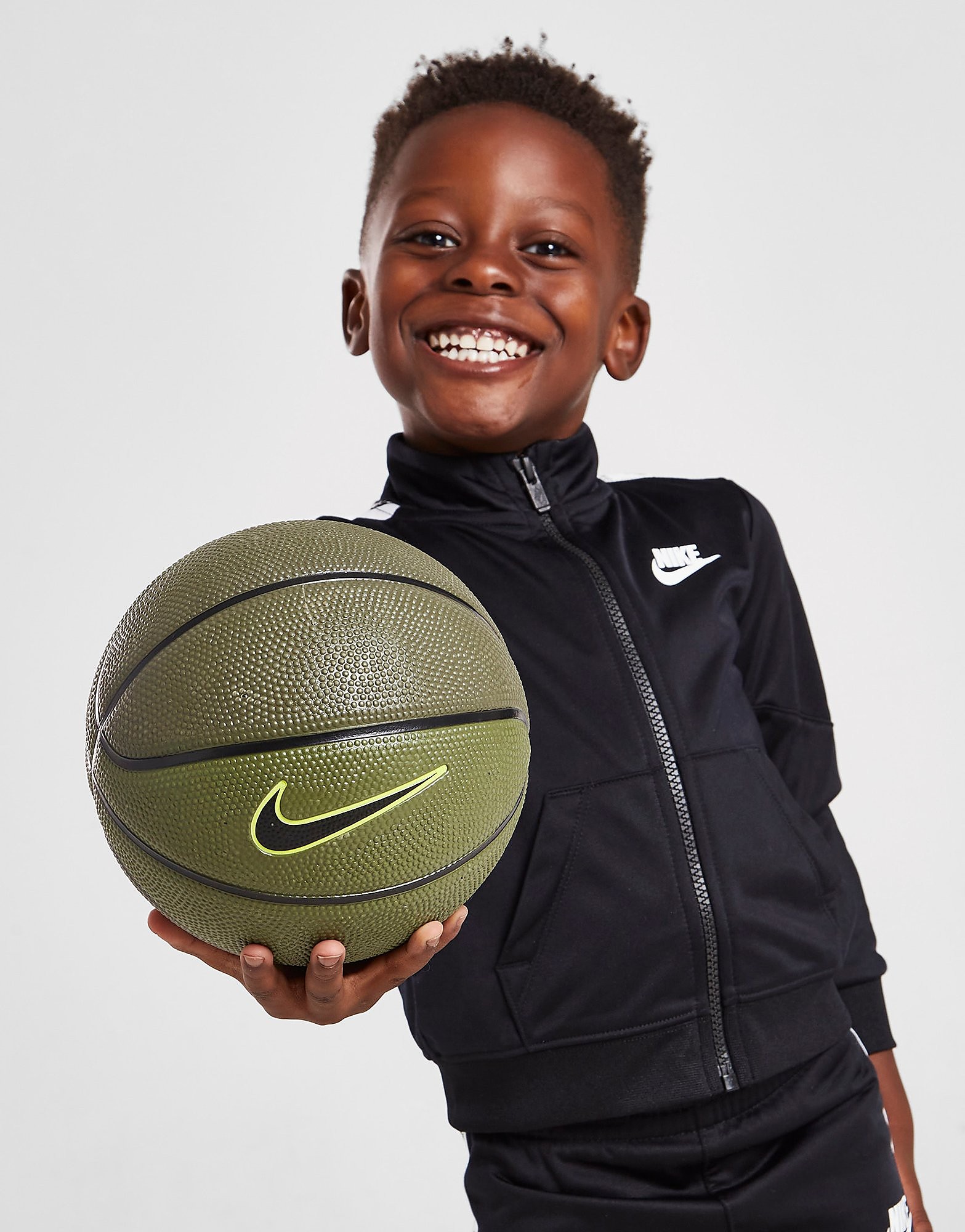 

Nike Skills Basketball - Green - Womens, Green