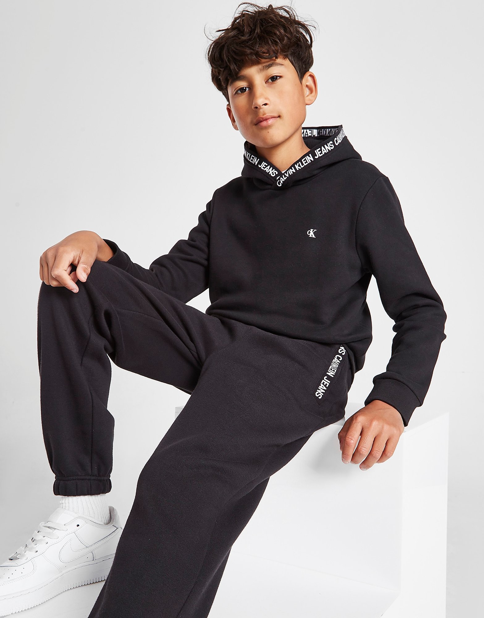 

Calvin Klein Jeans Instarsia Logo Overhead Hoodie Junior - Black - Kids, Black