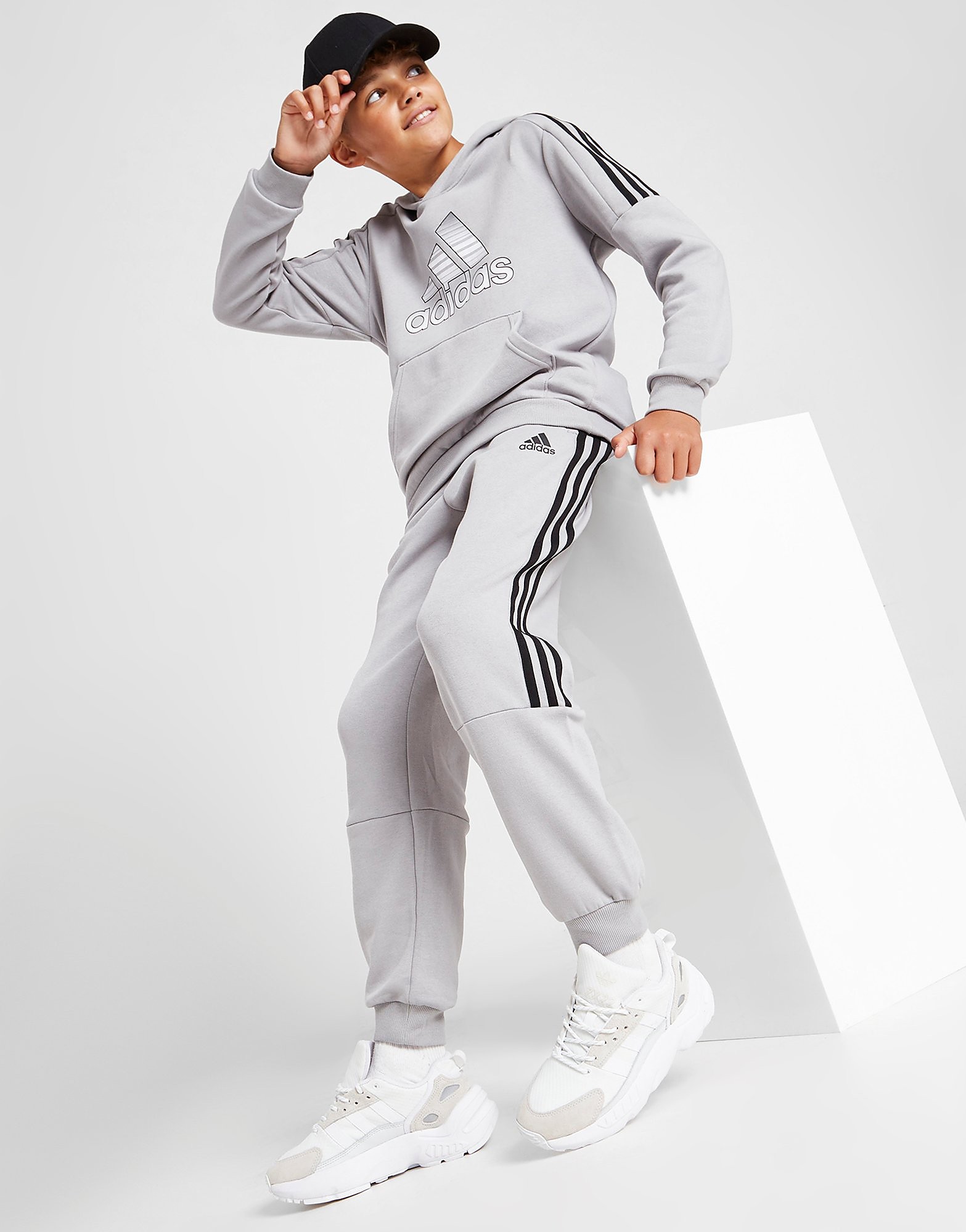 Adidas Fade Graphic Fleece Joggers - Only at JD - Cinzento - Kids, Cinzento