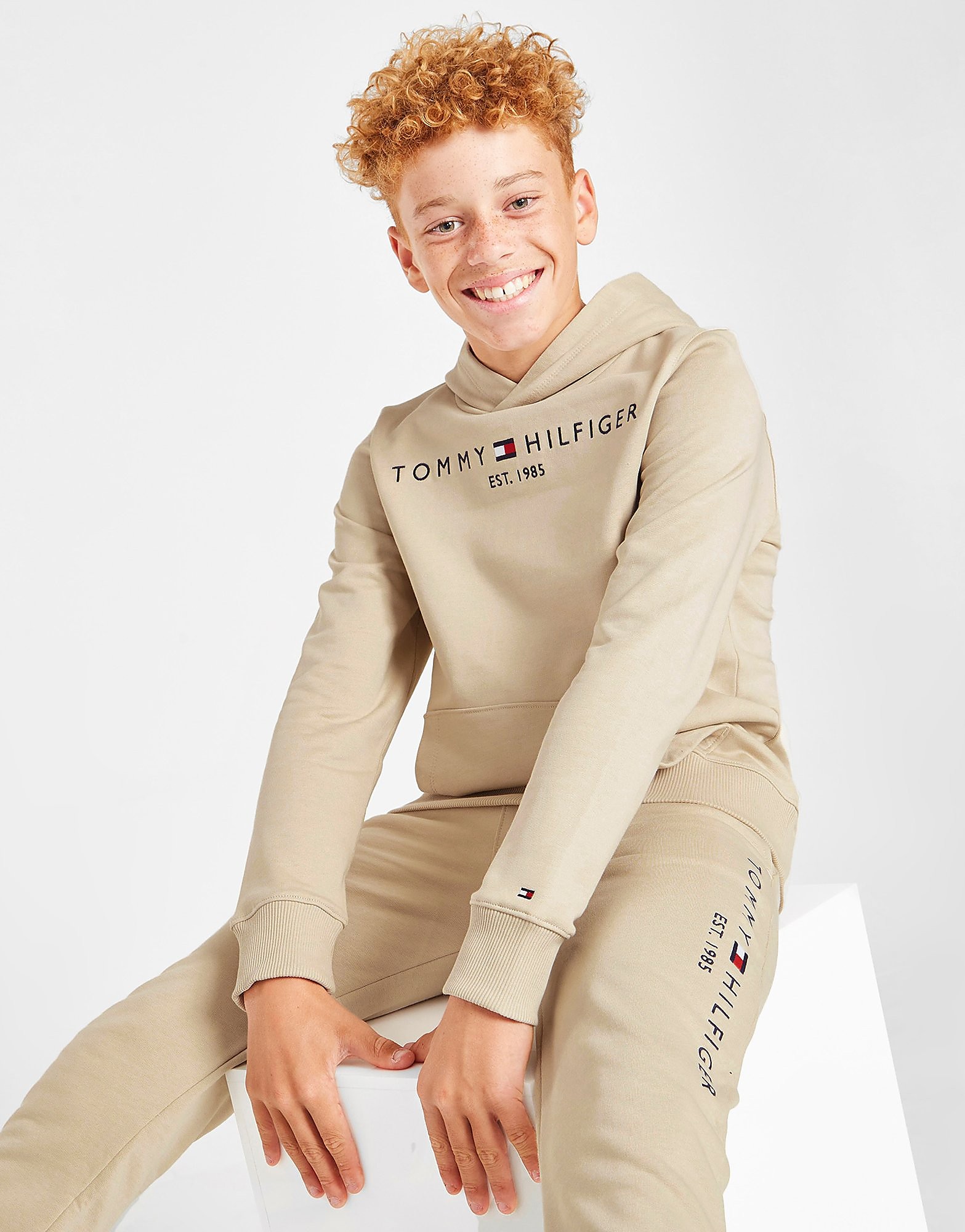 

Tommy Hilfiger Essential Logo Overhead Hoodie Junior - Brown - Kids, Brown