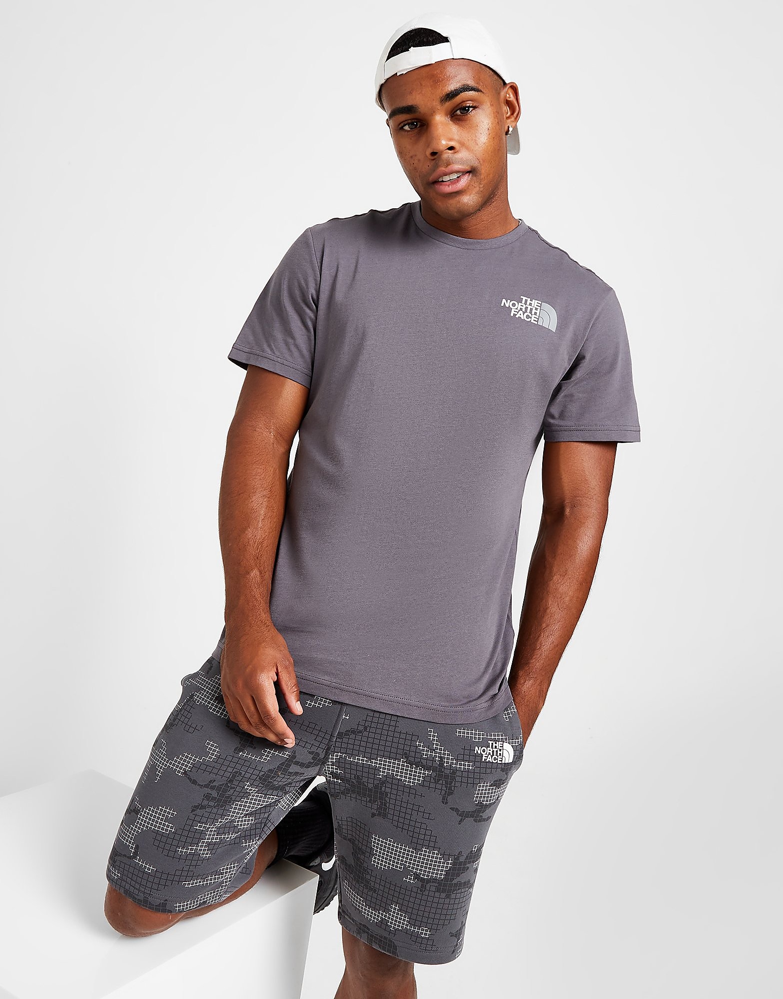 

The North Face Two Tone Simple Dome T-Shirt - Only at JD - Grey - Mens, Grey