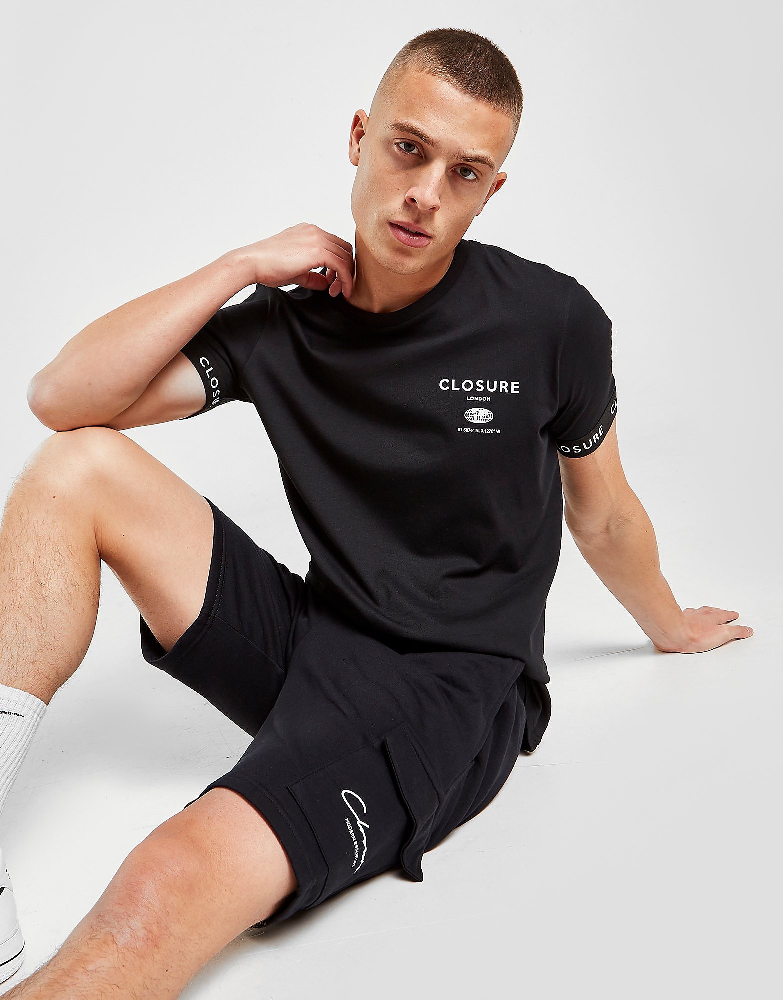 

Closure London Tech Cuffed T-Shirt - Black/Black - Mens, Black/Black