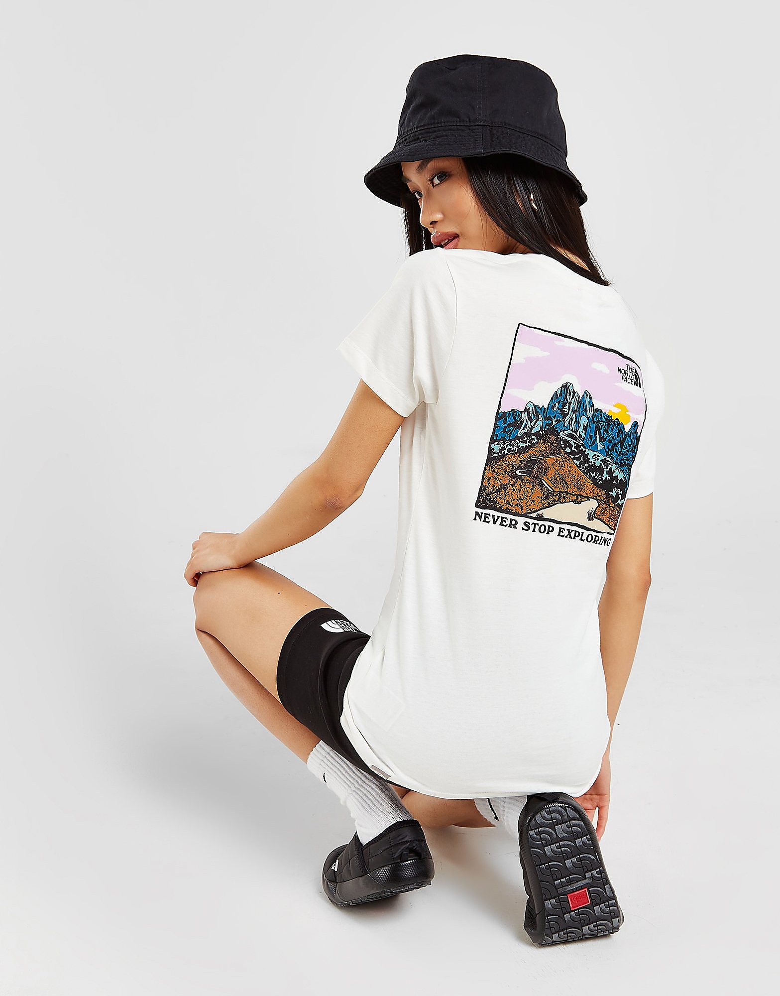 

The North Face Short Sleeve Graphic Back T-Shirt - White - Womens, White