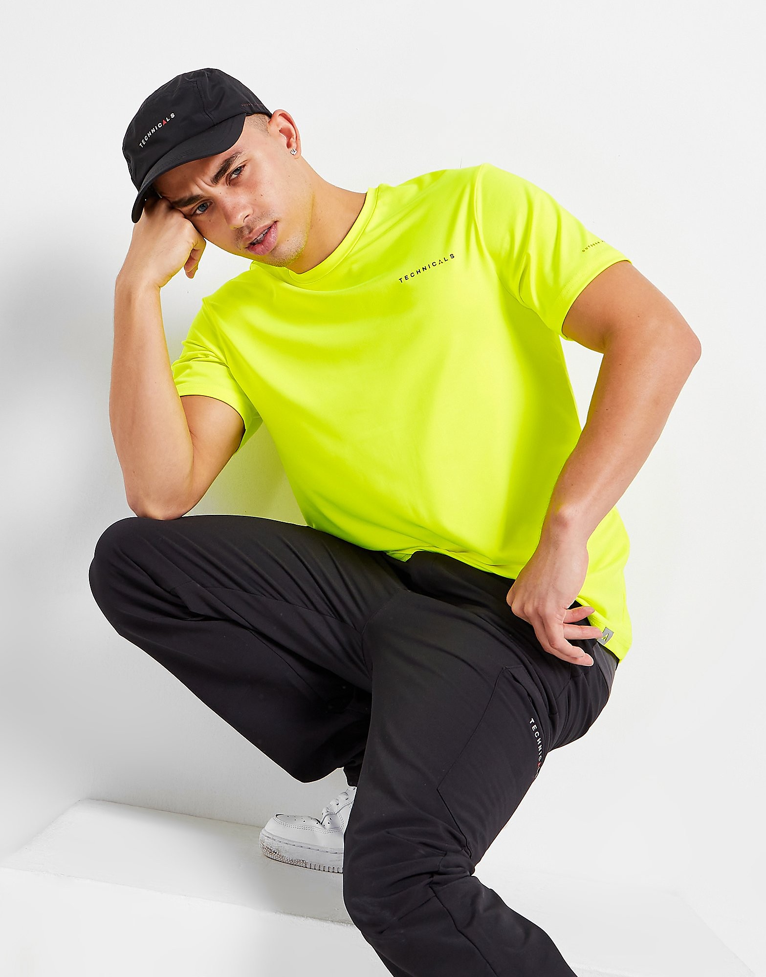 

Technicals Yarrow T-Shirt - Yellow - Mens, Yellow