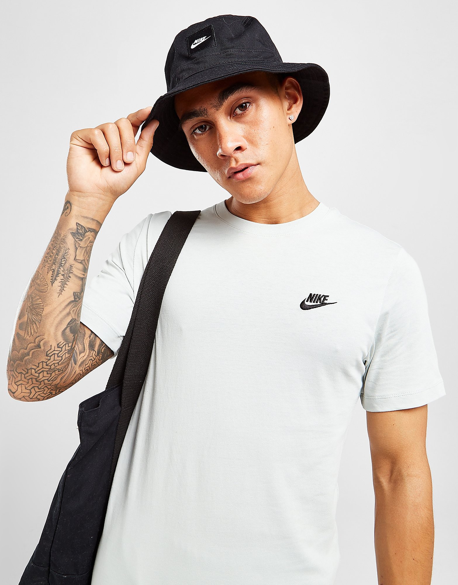 Nike Sportswear Club T-Shirt - Grey - Mens, Grey