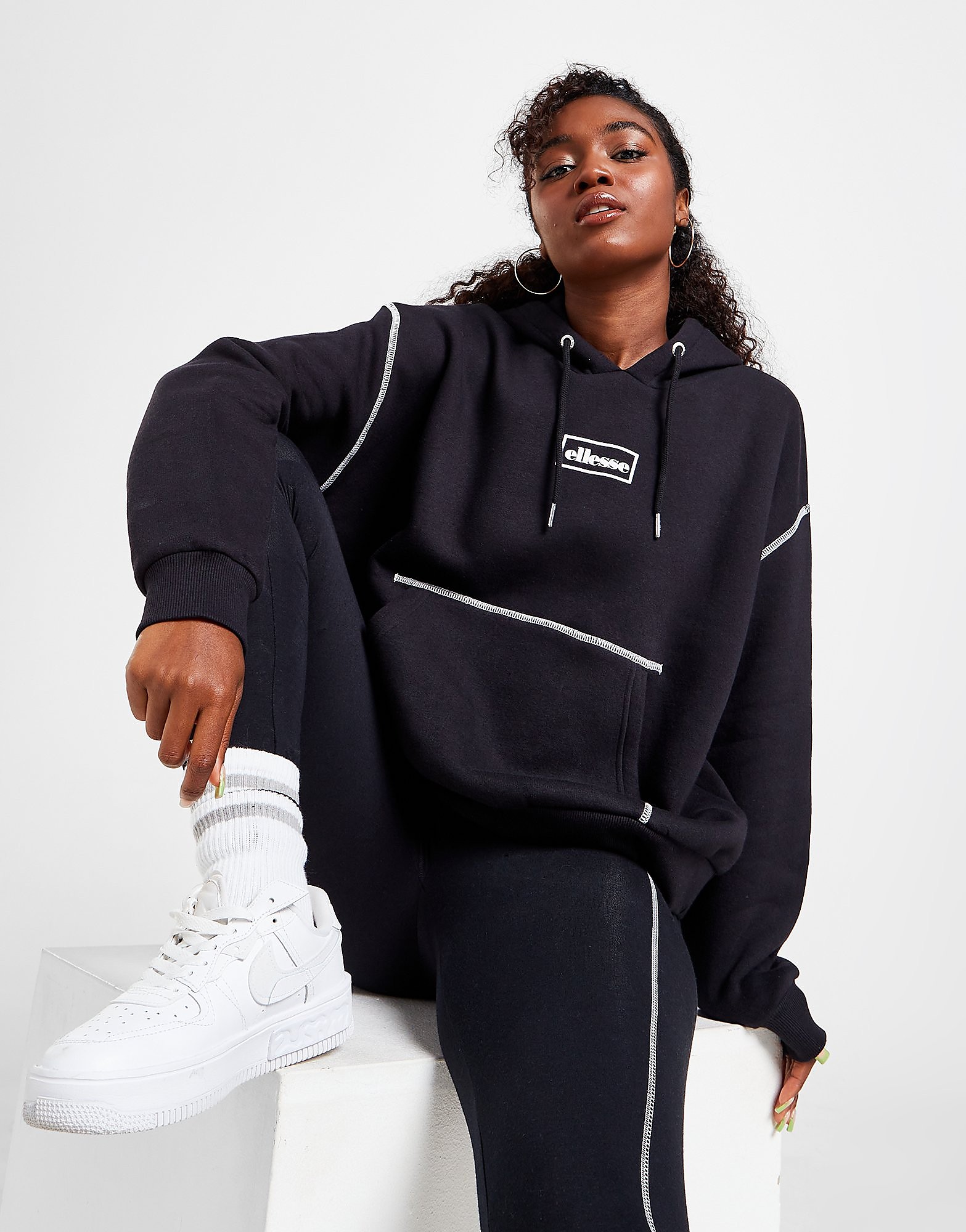 

Ellesse Box Logo Overhead Hoodie - Black - Womens, Black