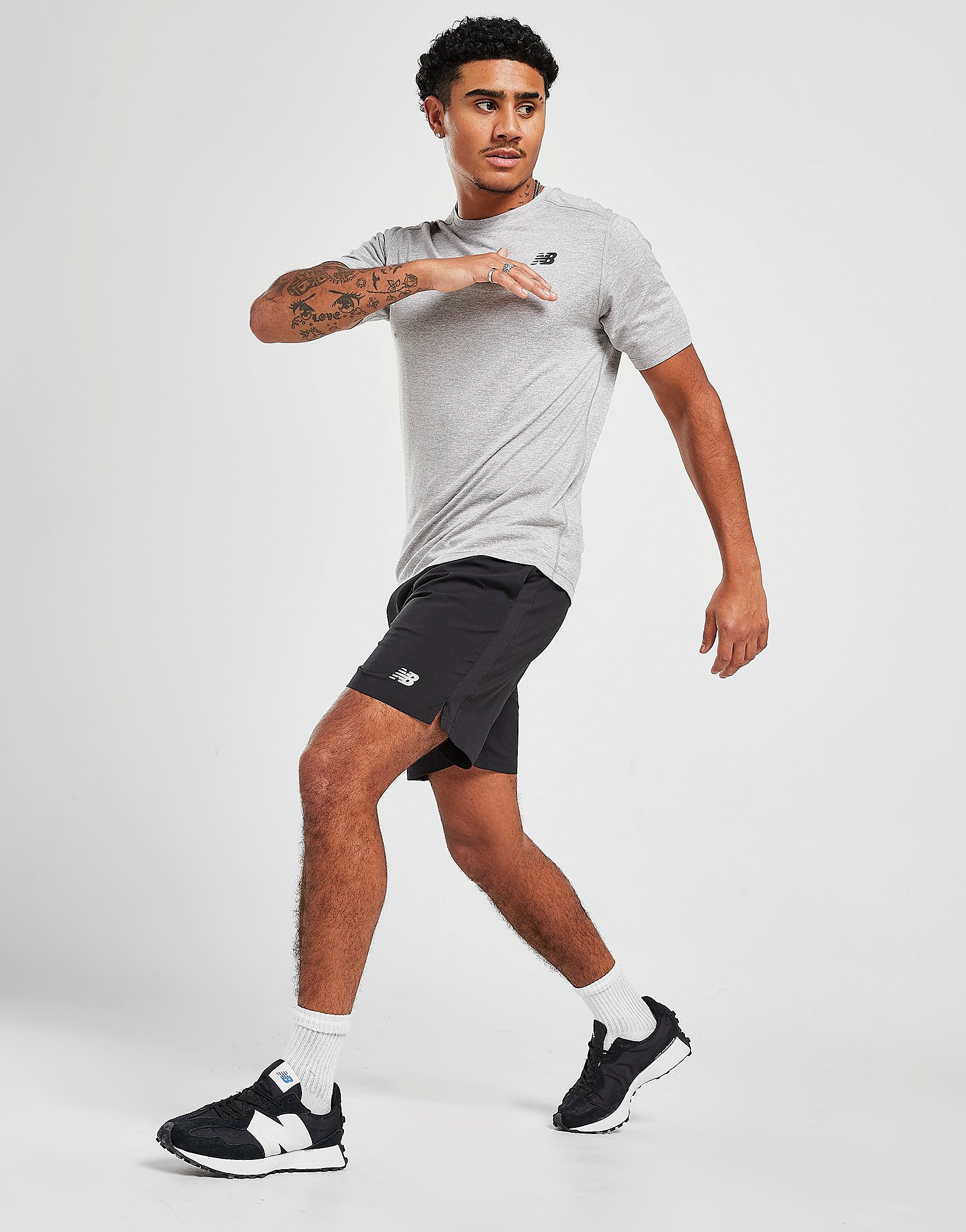 

New Balance 7" Woven Shorts - Black - Mens, Black