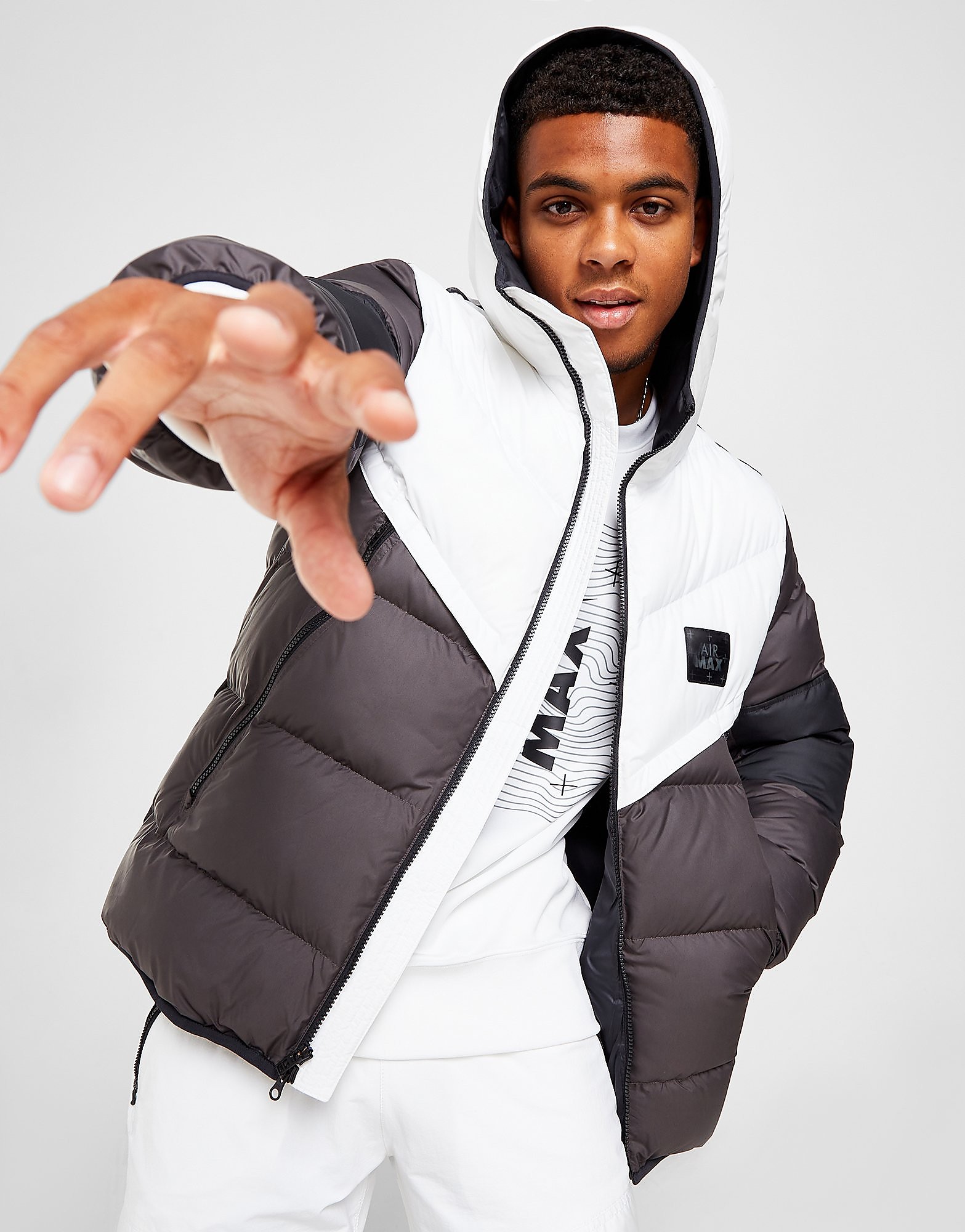 

Nike Air Max Bubble Jacket - Only at JD - White/Medium Ash/Black/Cool Grey/WHT/GRY - Mens, White/Medium Ash/Black/Cool Grey/WHT/GRY