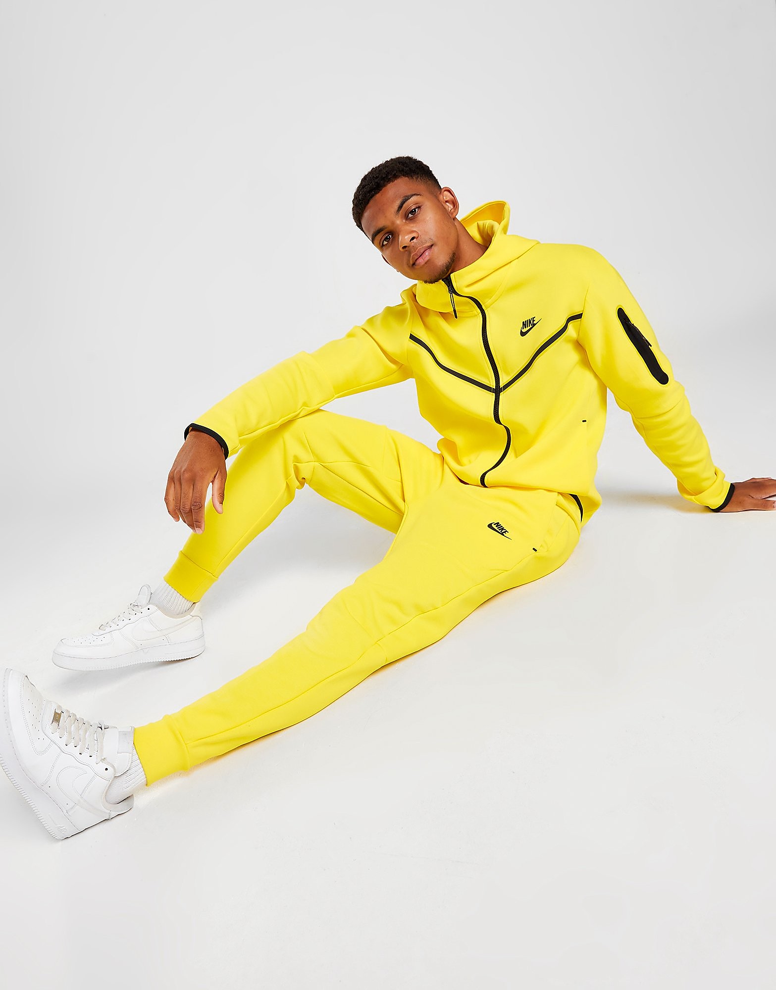 

Nike Tech Fleece Joggers - Yellow - Mens, Yellow