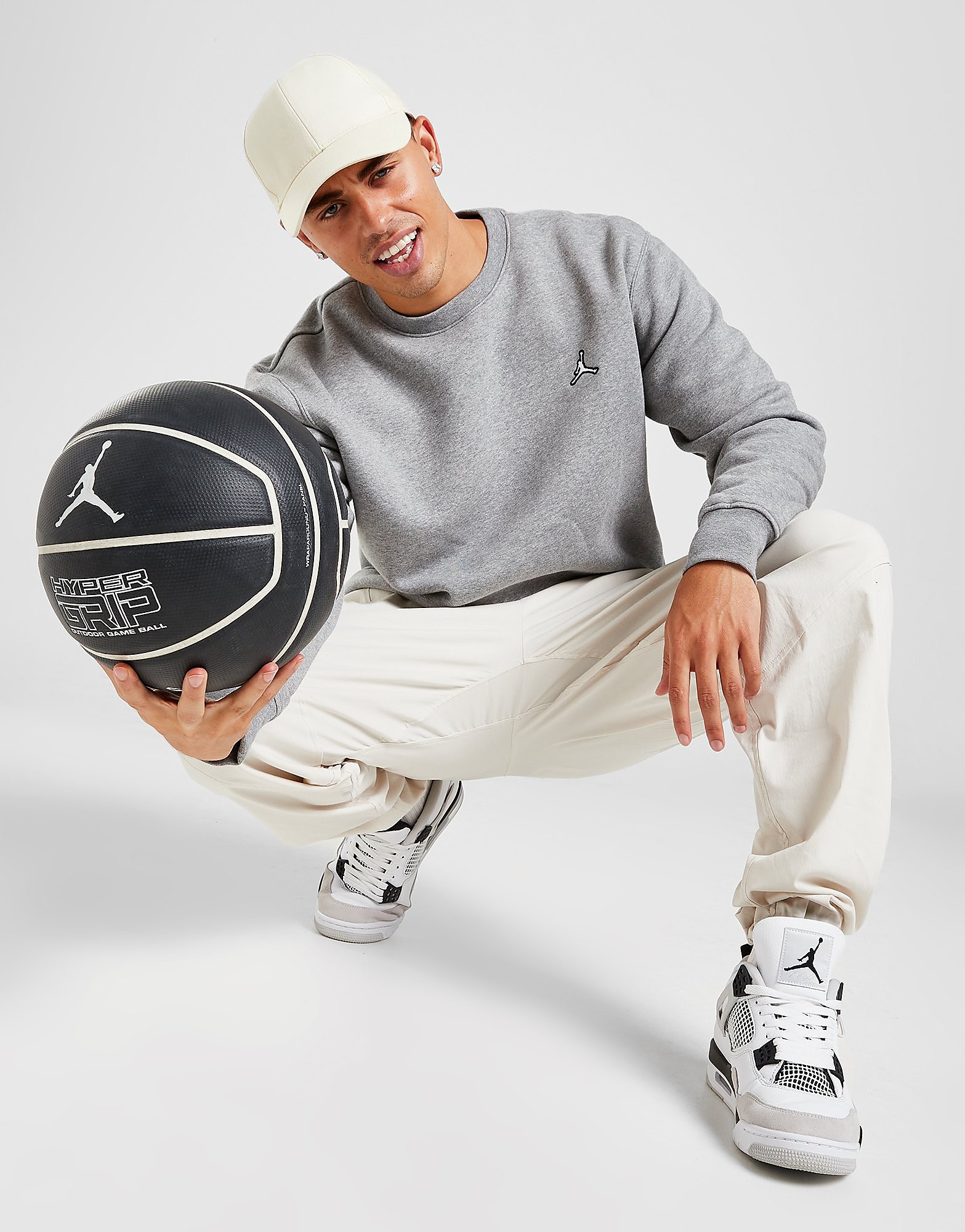

Jordan Essential Crew Sweatshirt - Grey - Mens, Grey