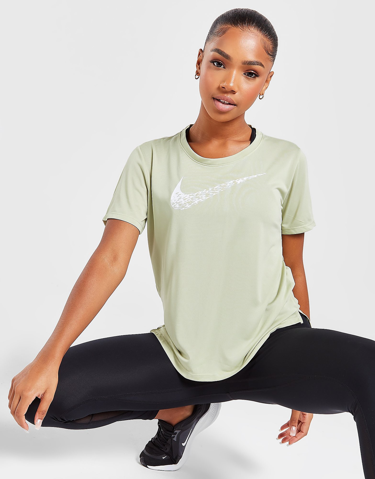 

Nike Running Swoosh Short Sleeve T-Shirt - Green - Womens, Green