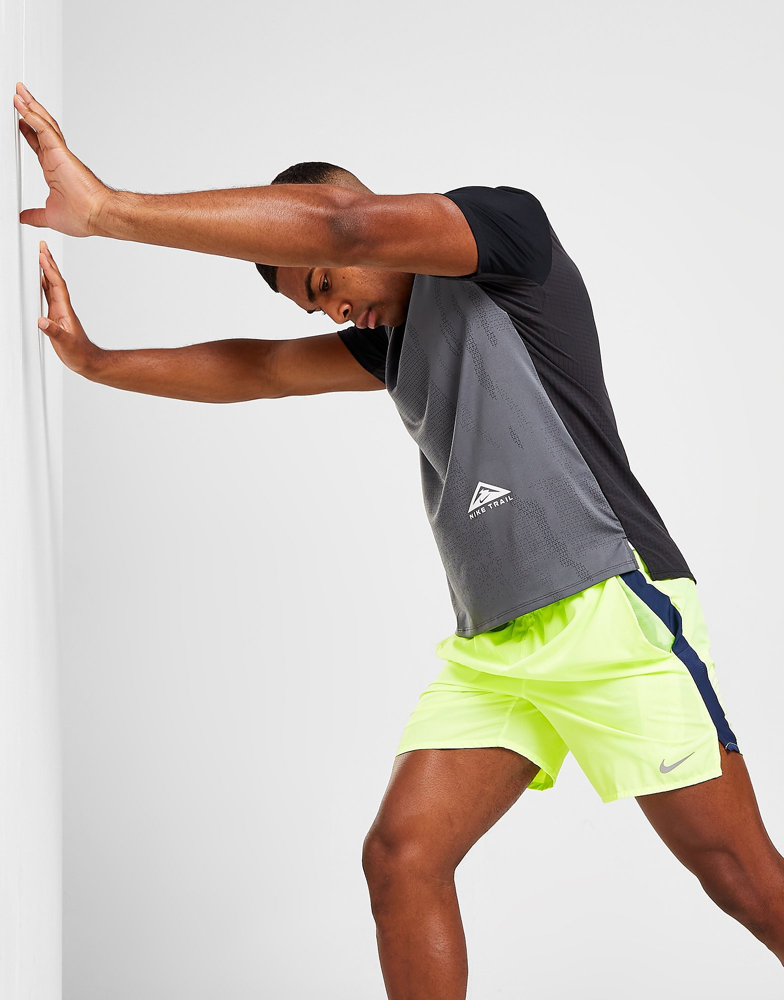 Nike Challenger Brief Lined 7" Running Shorts - Green - Mens, Green