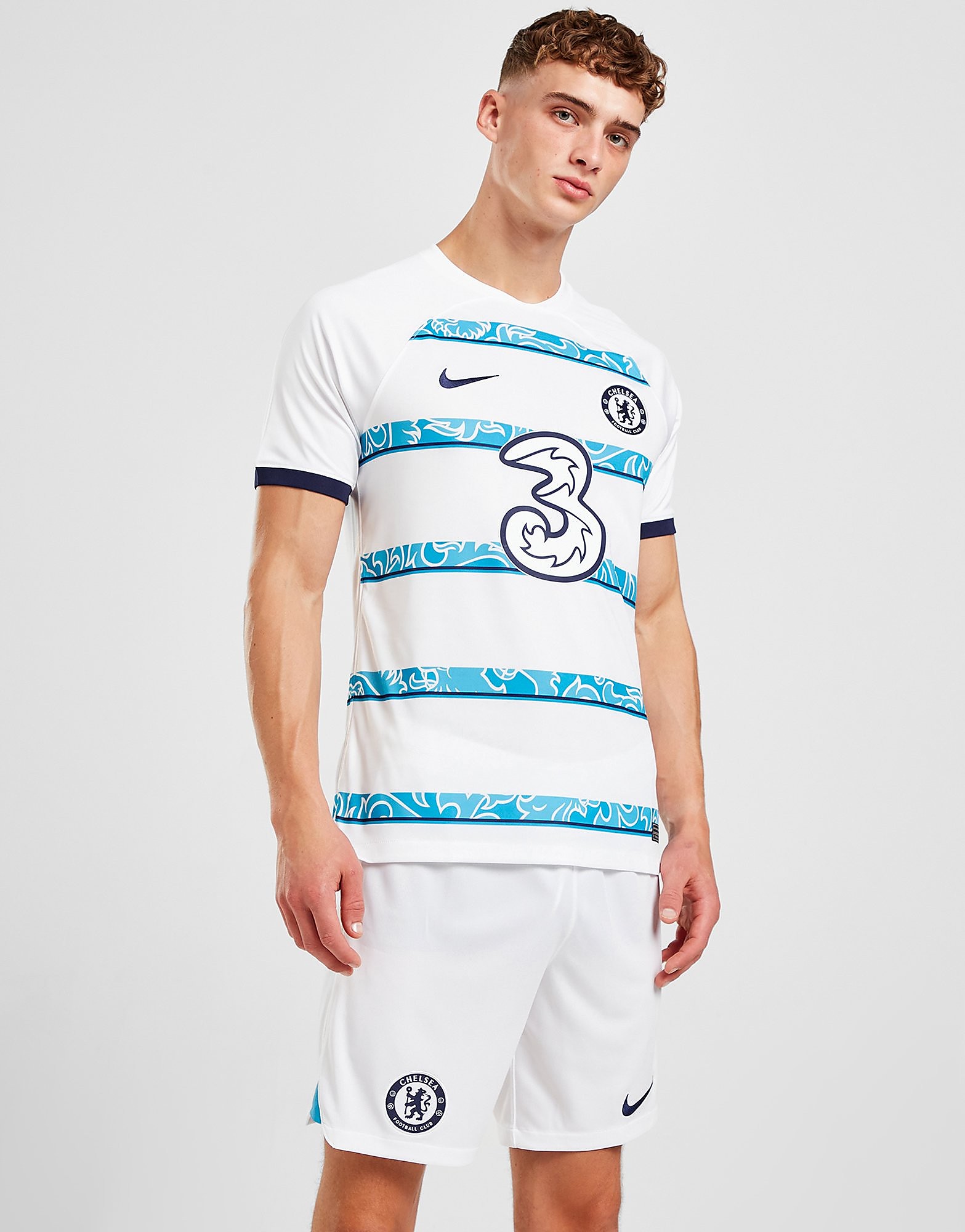 

Nike Chelsea FC 2022/23 Away Shorts - White/Chlorine Blue/College Navy - Mens, White/Chlorine Blue/College Navy