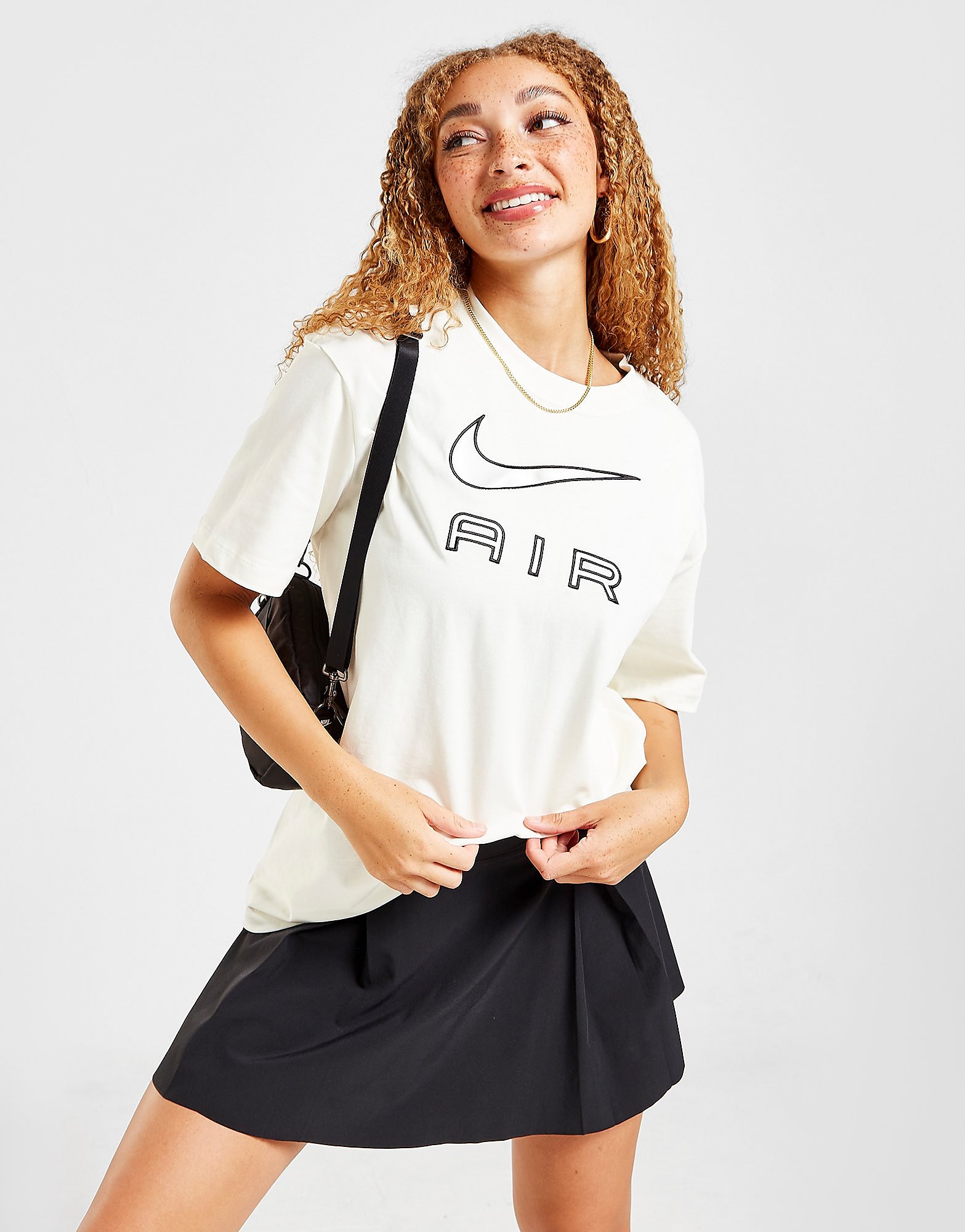 

Nike Air Boyfriend T-Shirt - White - Womens, White