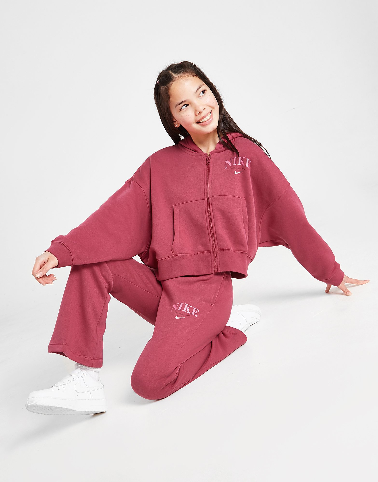 

Nike Girls' Sportswear Trend Fleece Joggers Junior - Sweet Beet - Kids, Sweet Beet